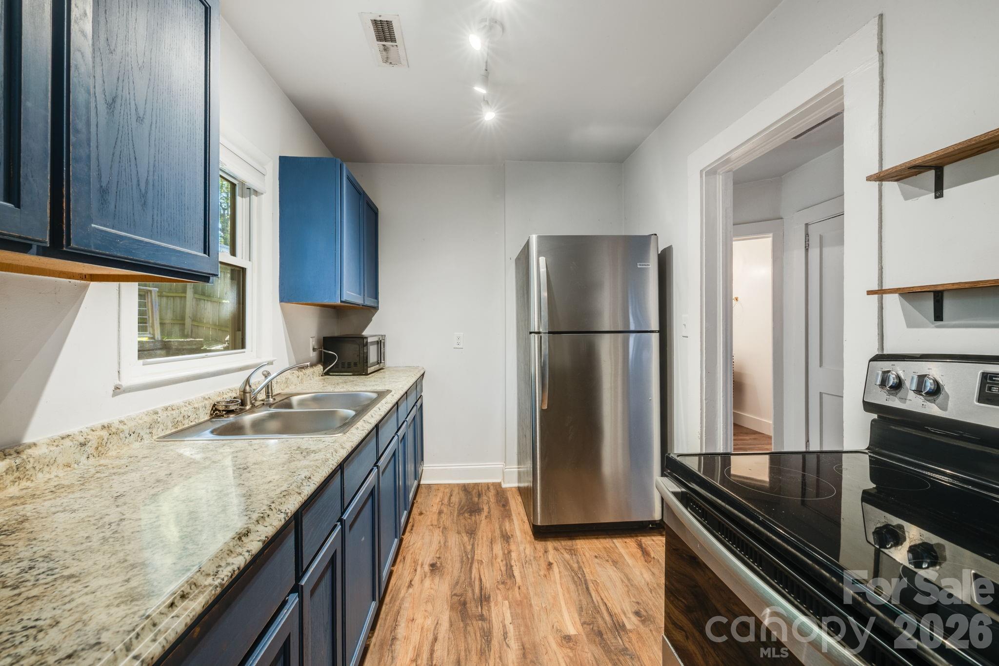 1148 Charlotte Highway — Fairview