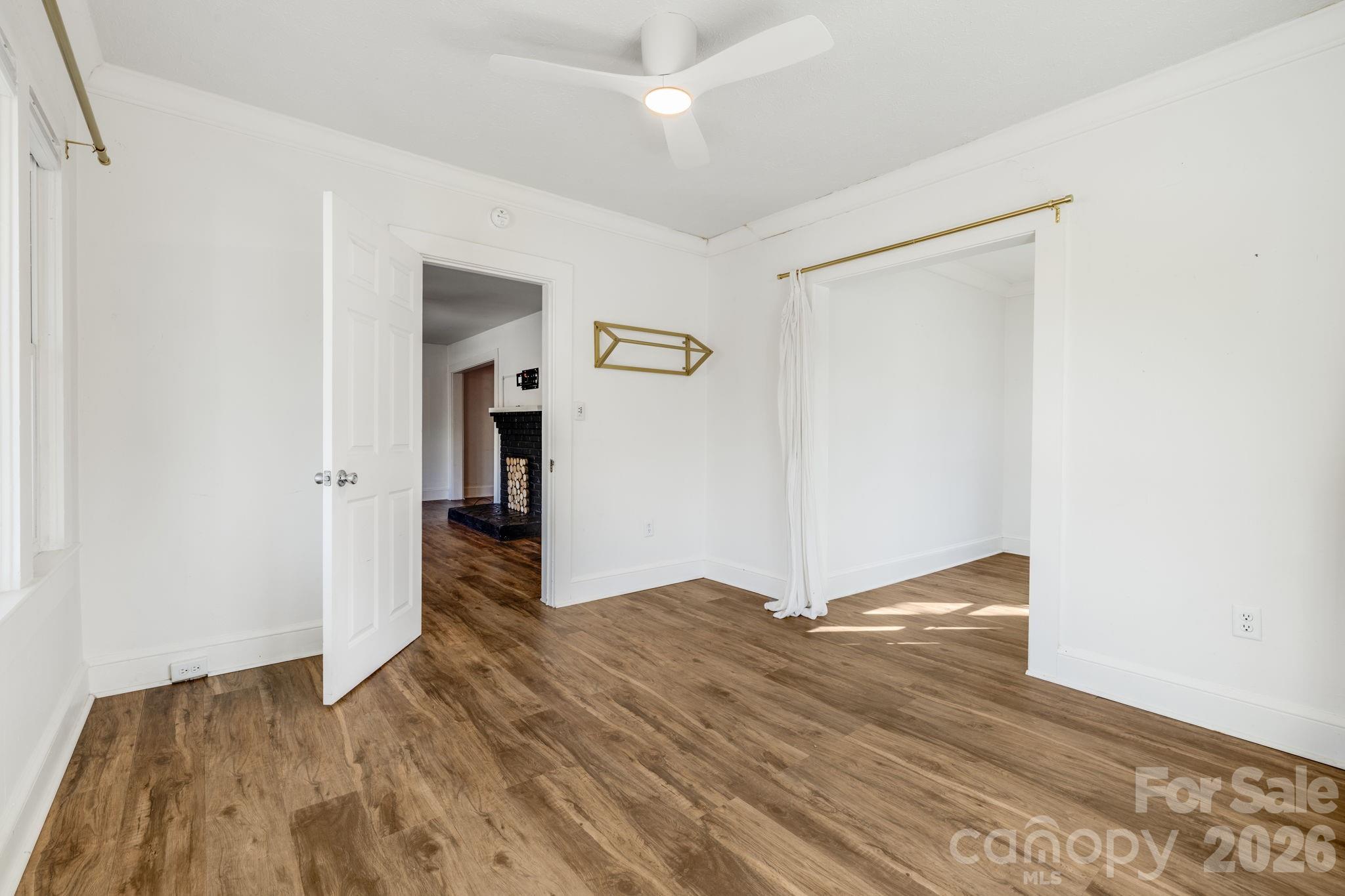 1148 Charlotte Highway — Fairview