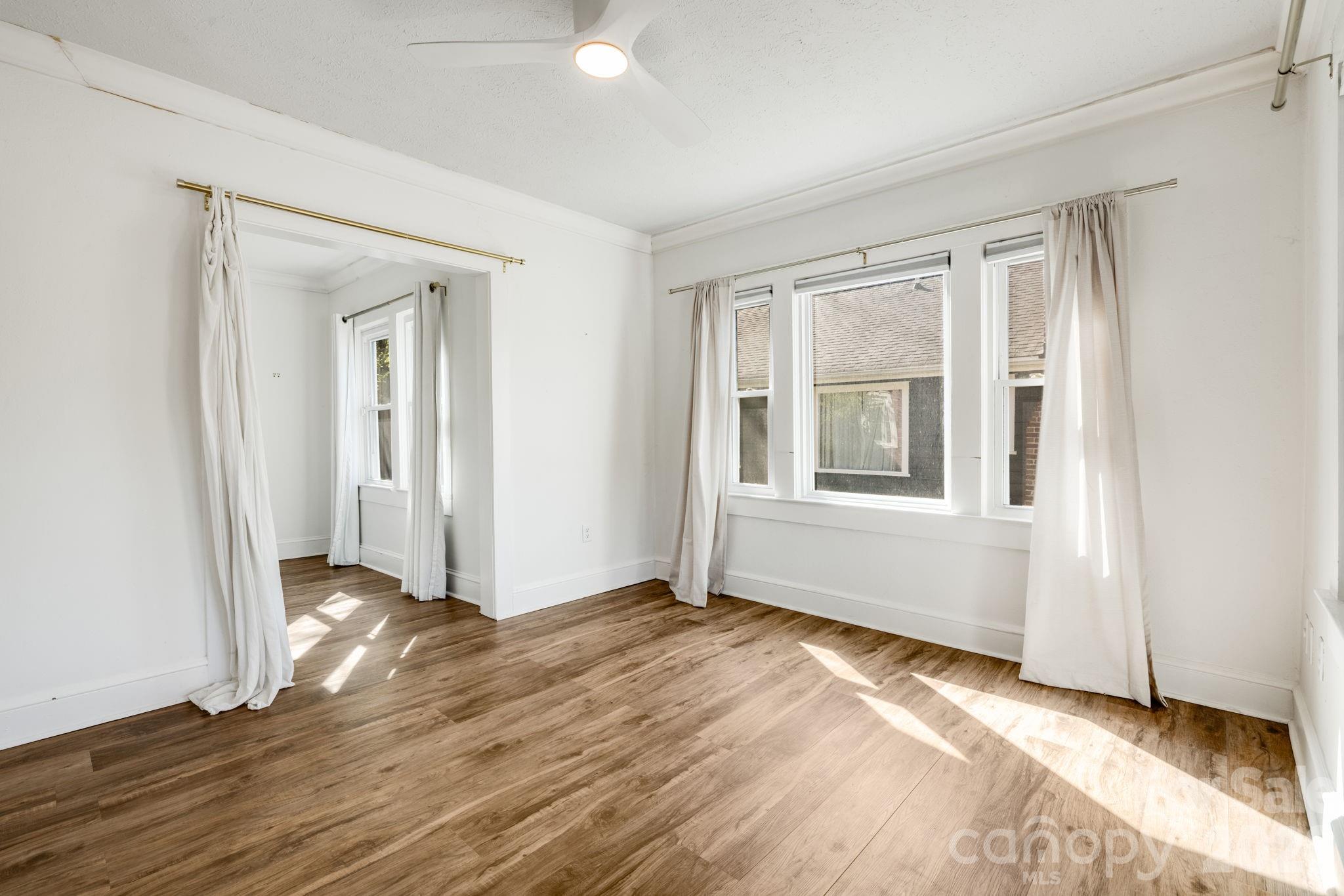 1148 Charlotte Highway — Fairview