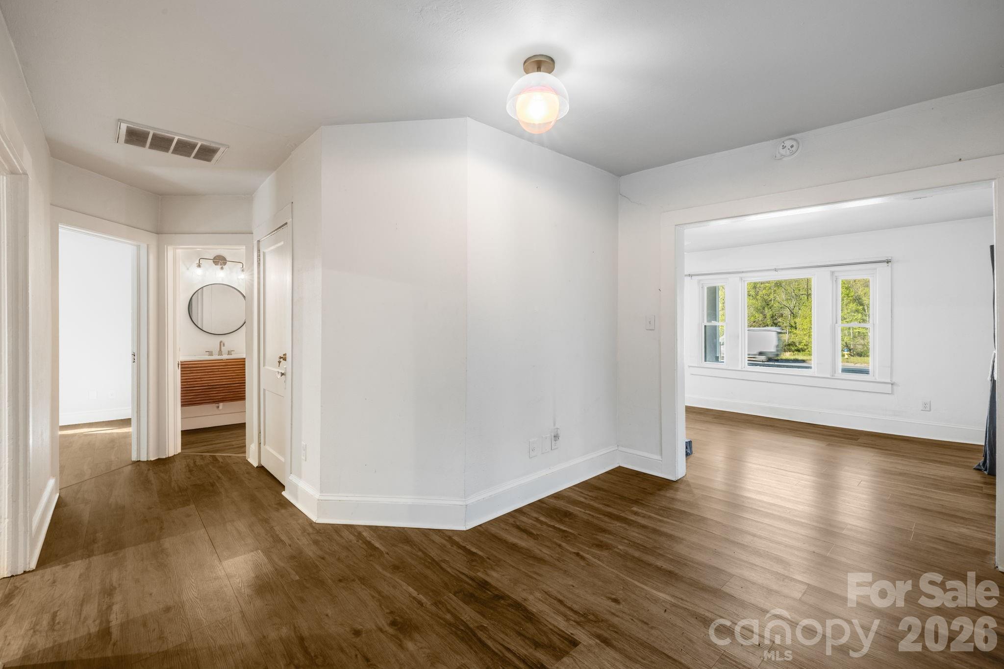 1148 Charlotte Highway — Fairview