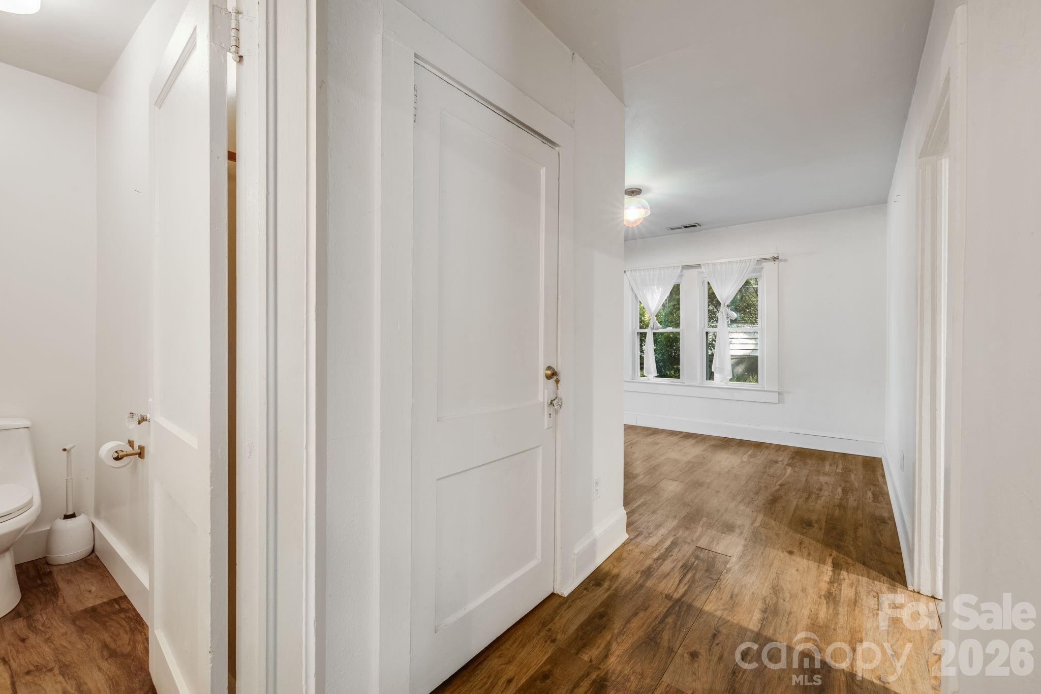 1148 Charlotte Highway — Fairview