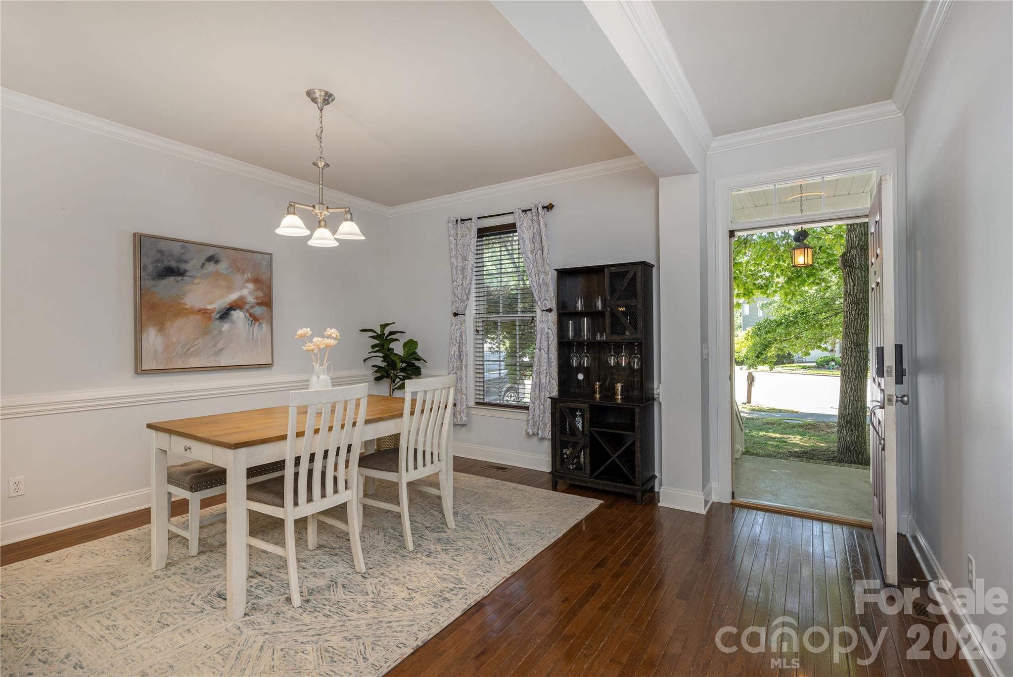 5 Hoolet Court — Biltmore Lake