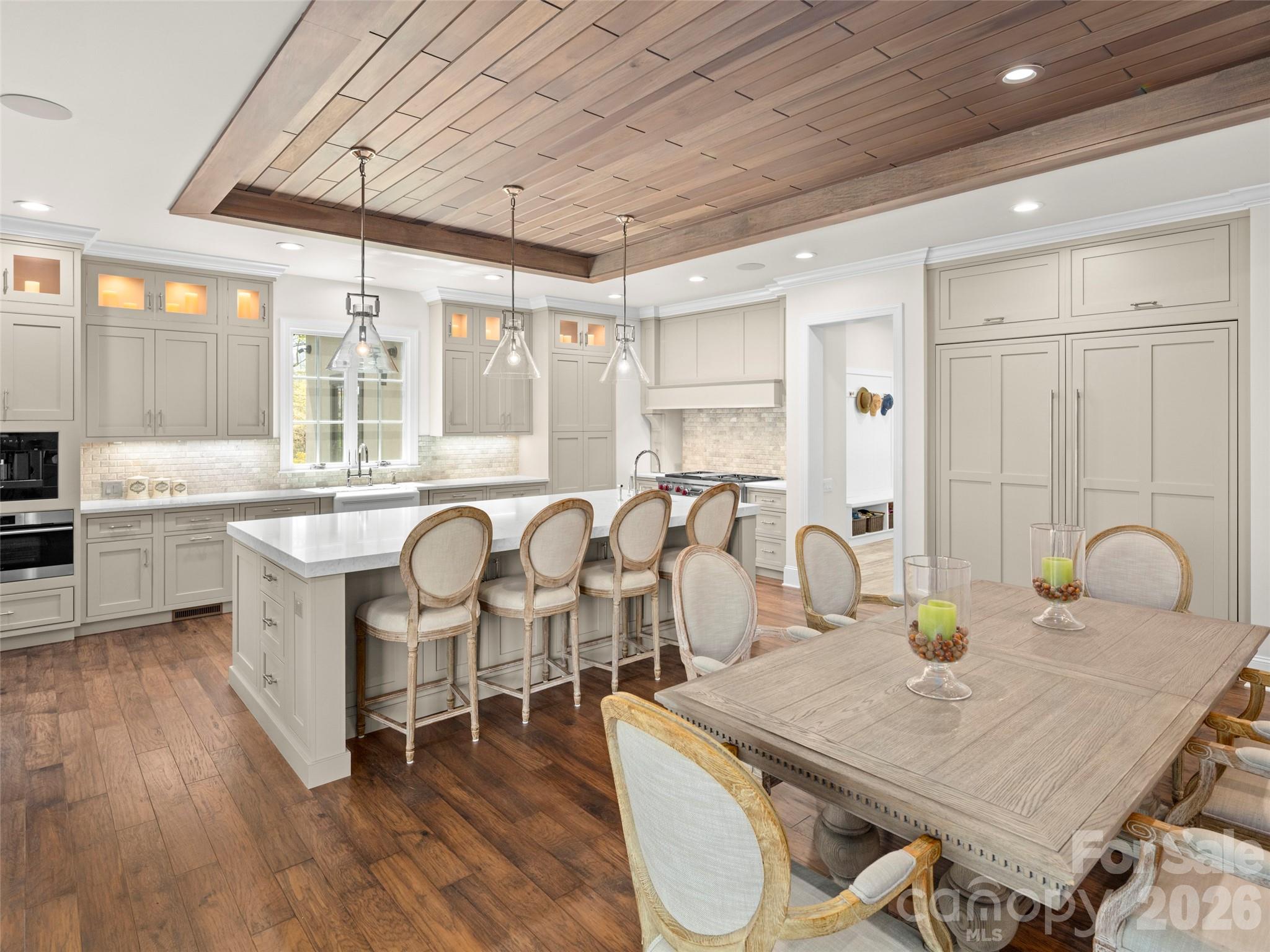 1925 White Tree Trail — Arden