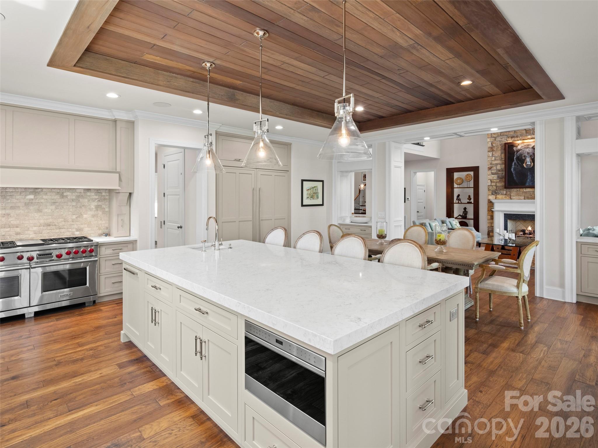 1925 White Tree Trail — Arden