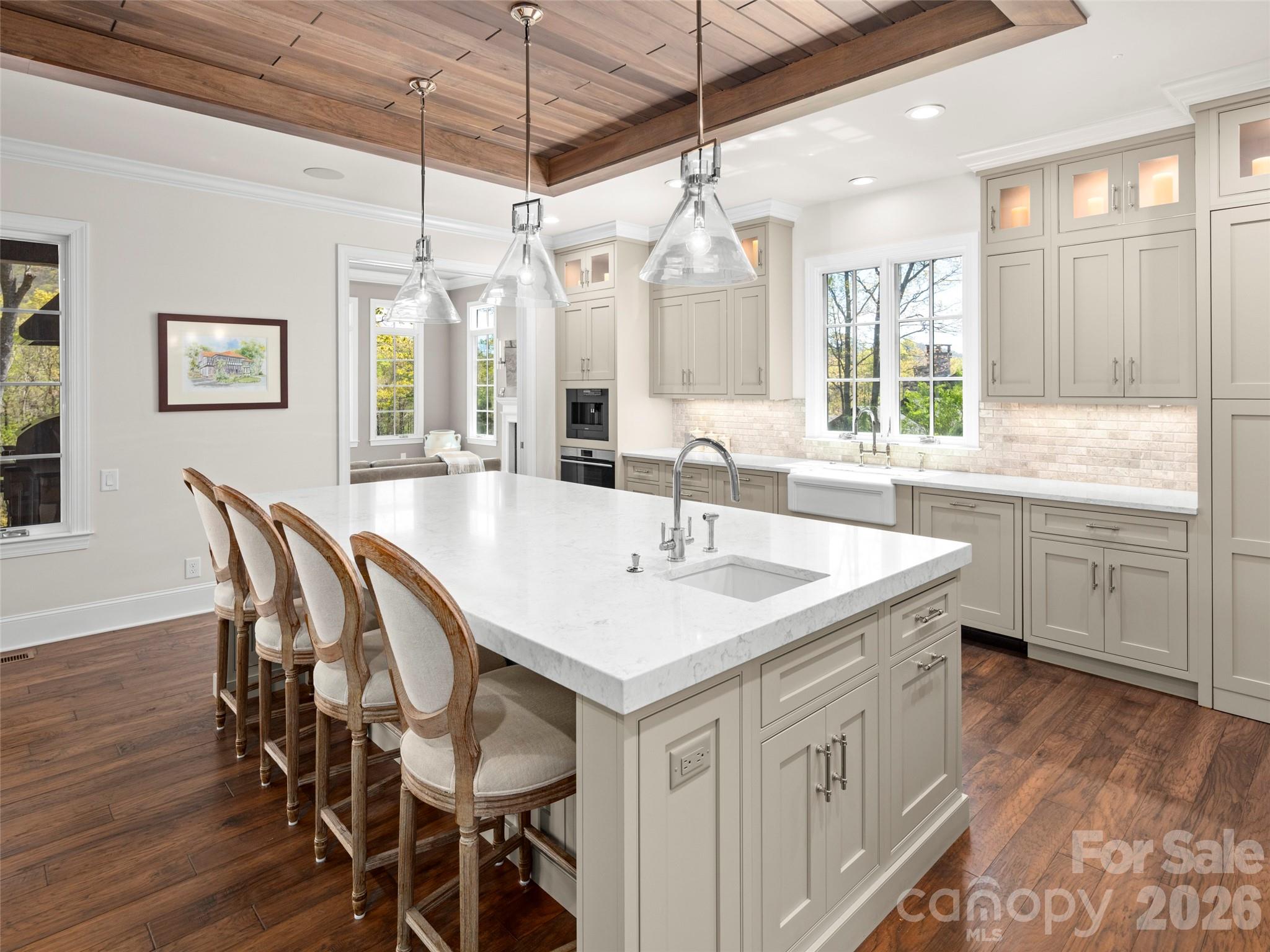 1925 White Tree Trail — Arden
