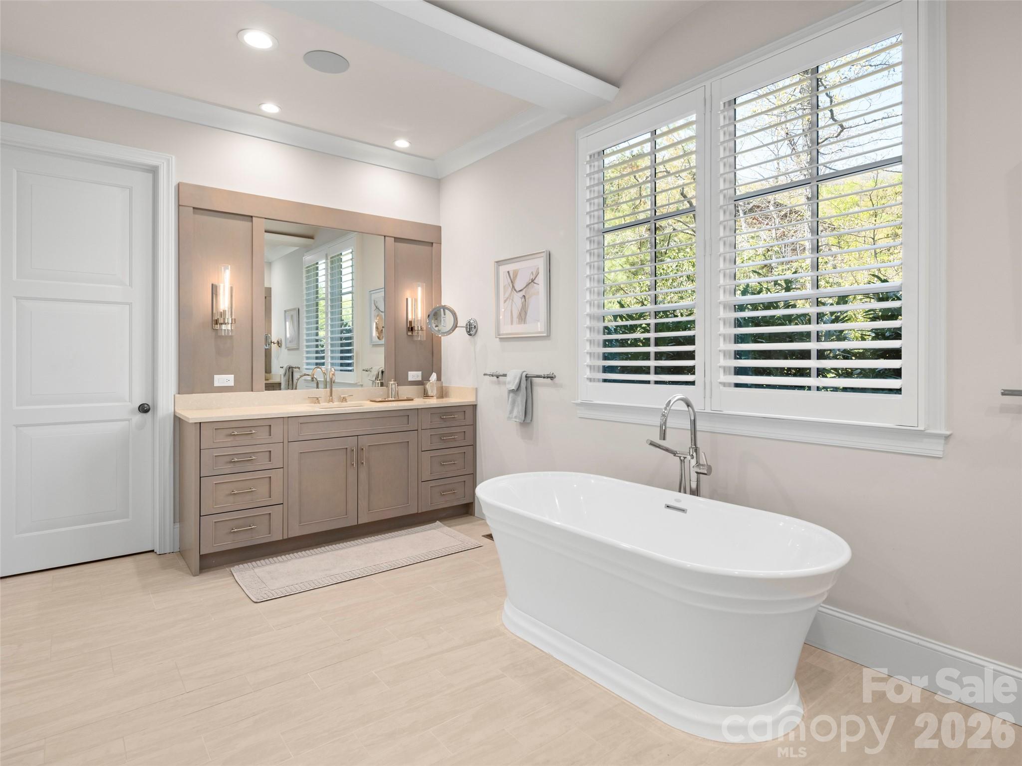 1925 White Tree Trail — Arden