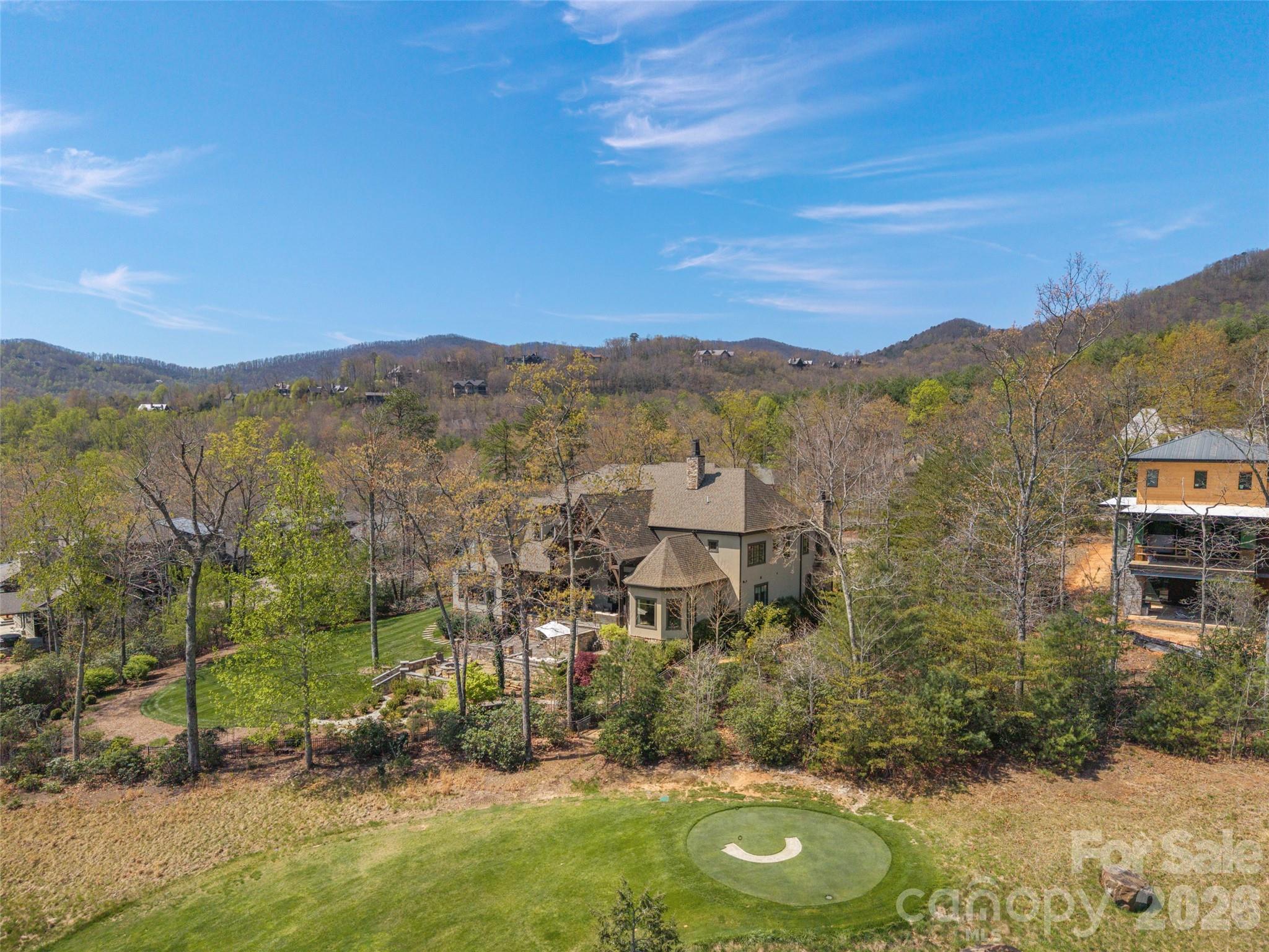 1925 White Tree Trail — Arden
