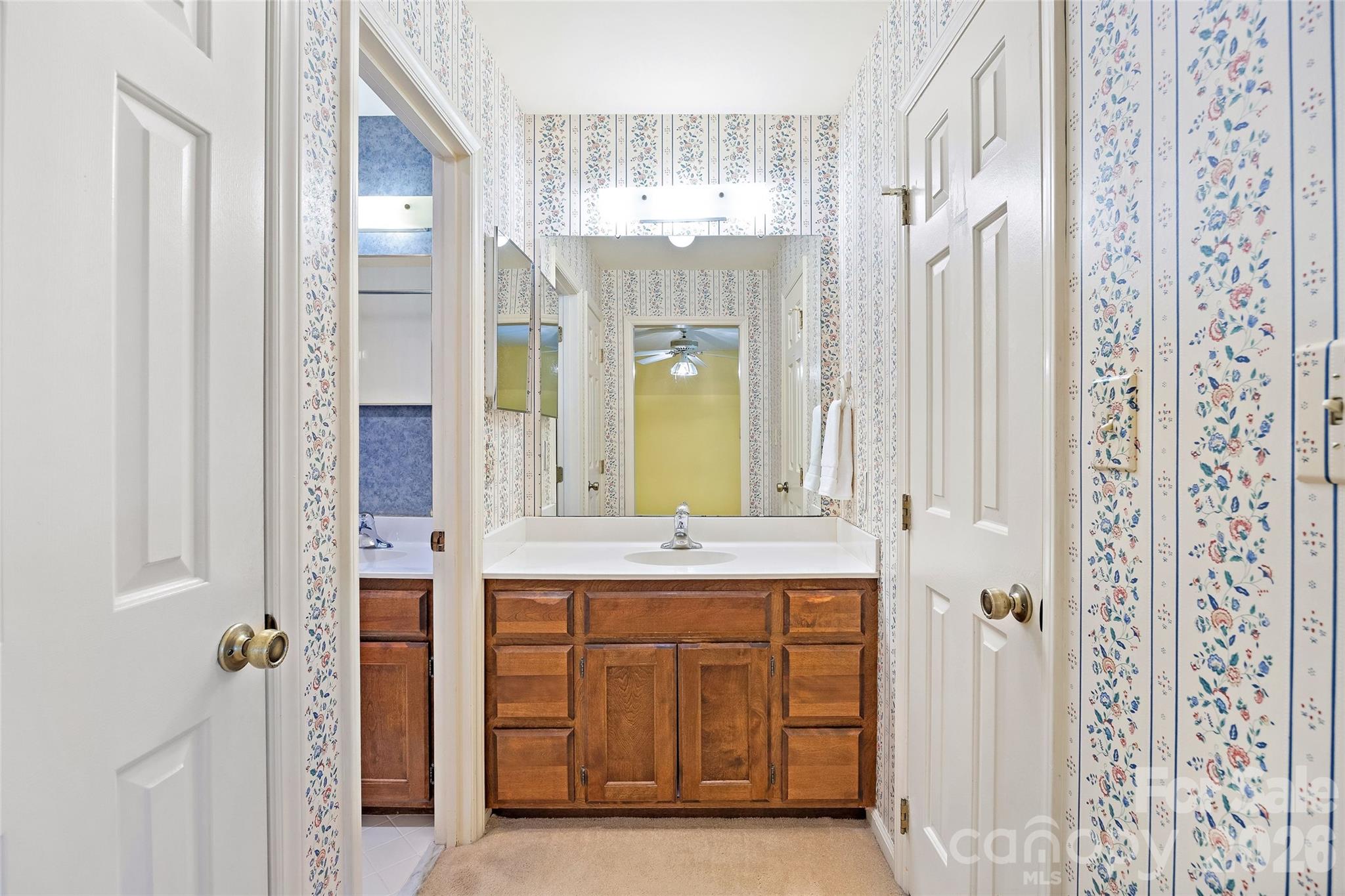 5636 Ivygate Lane — Charlotte
