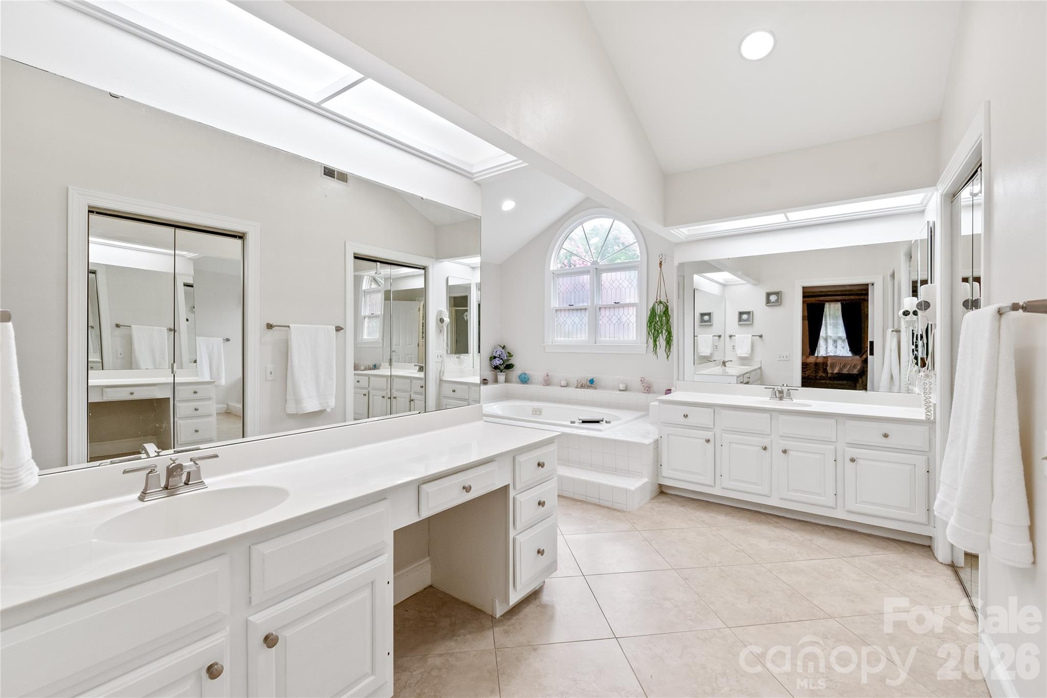 8600 Brownes Pond Lane — Charlotte