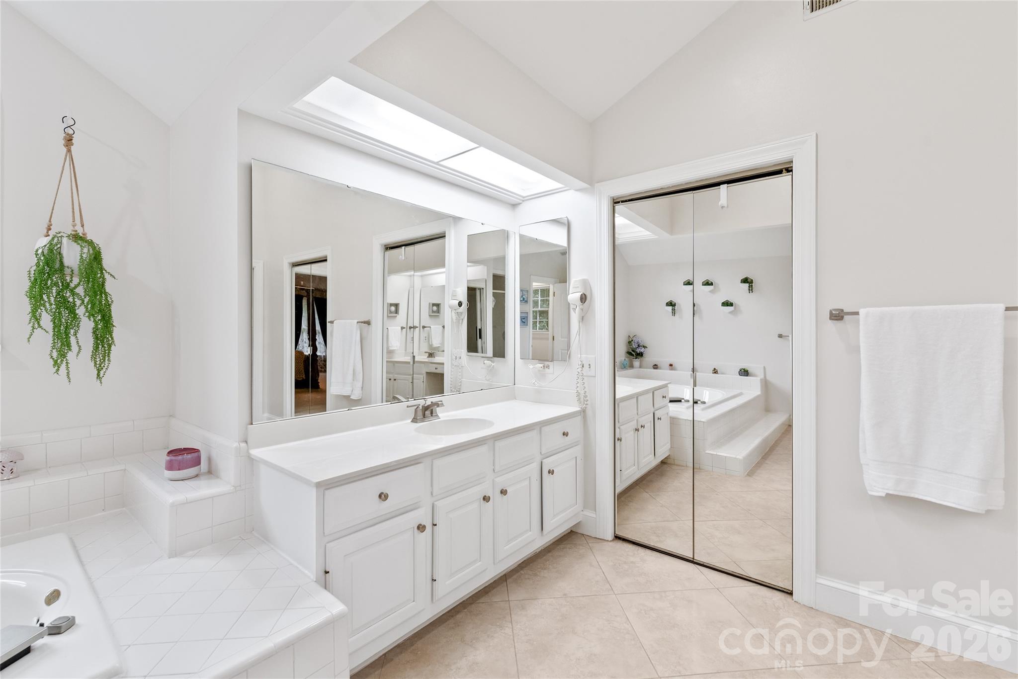 8600 Brownes Pond Lane — Charlotte