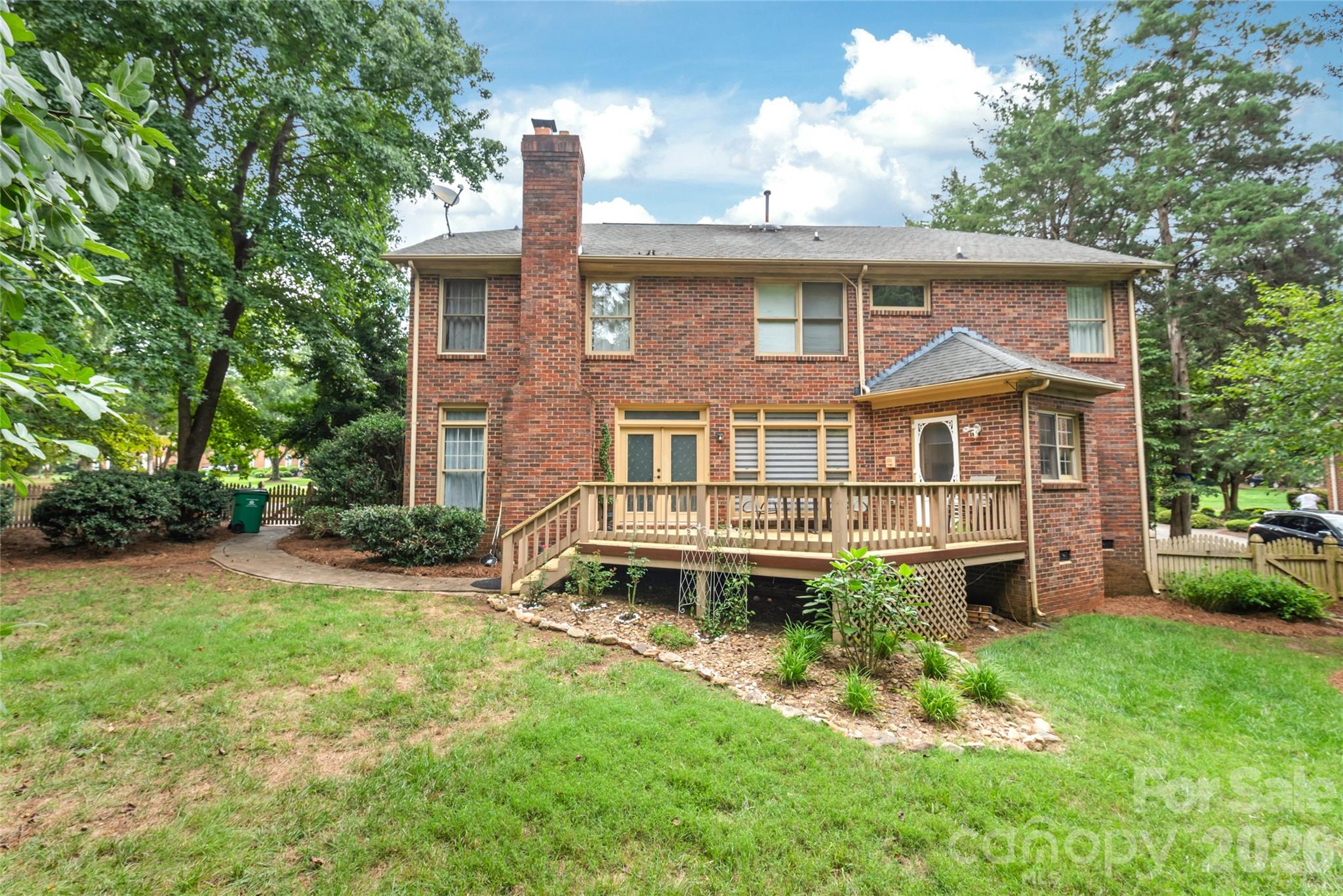 8600 Brownes Pond Lane — Charlotte