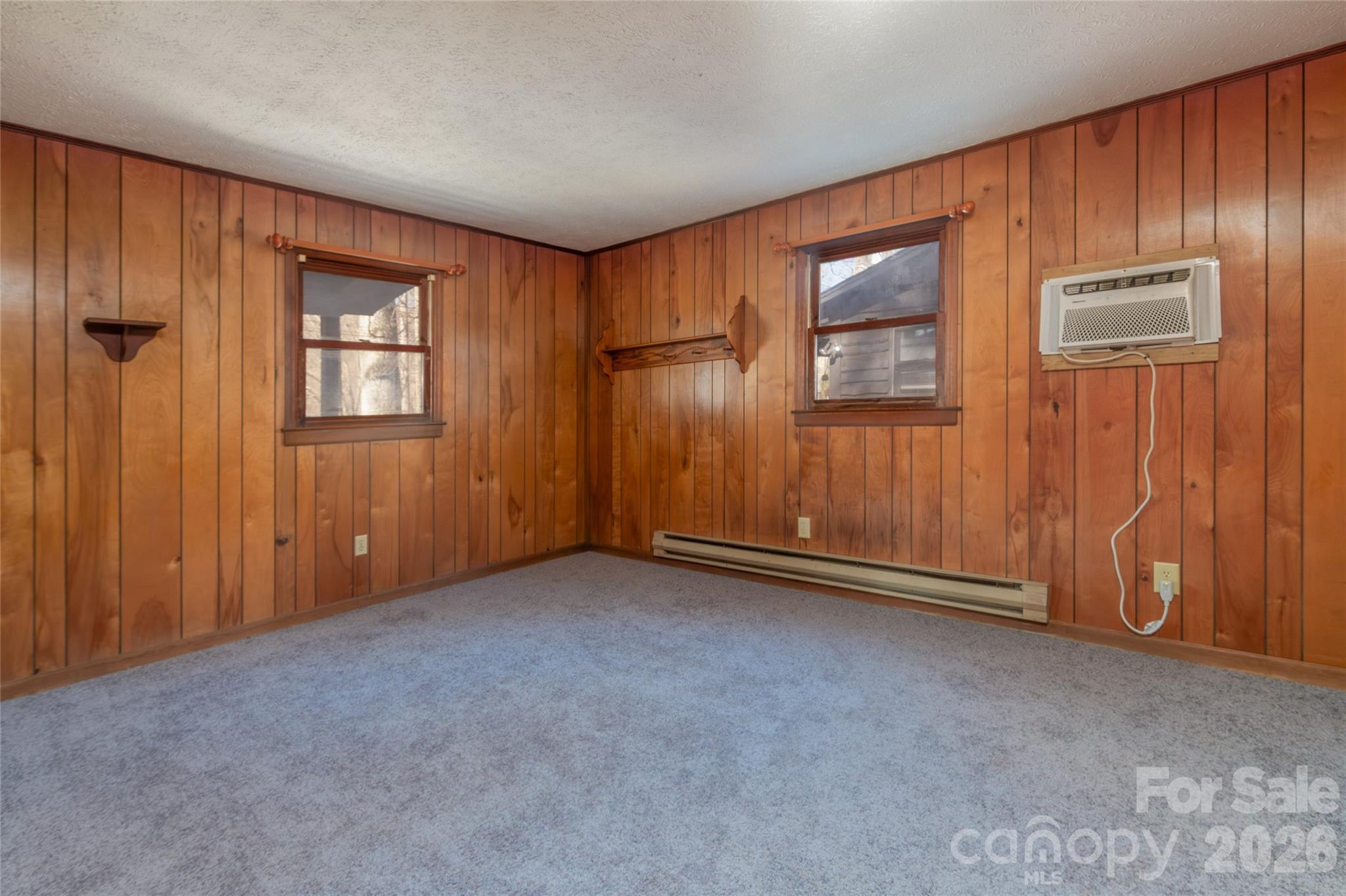 87 Sassafras Lane — Maggie Valley