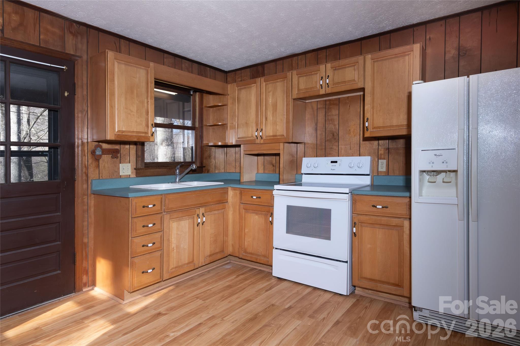 87 Sassafras Lane — Maggie Valley