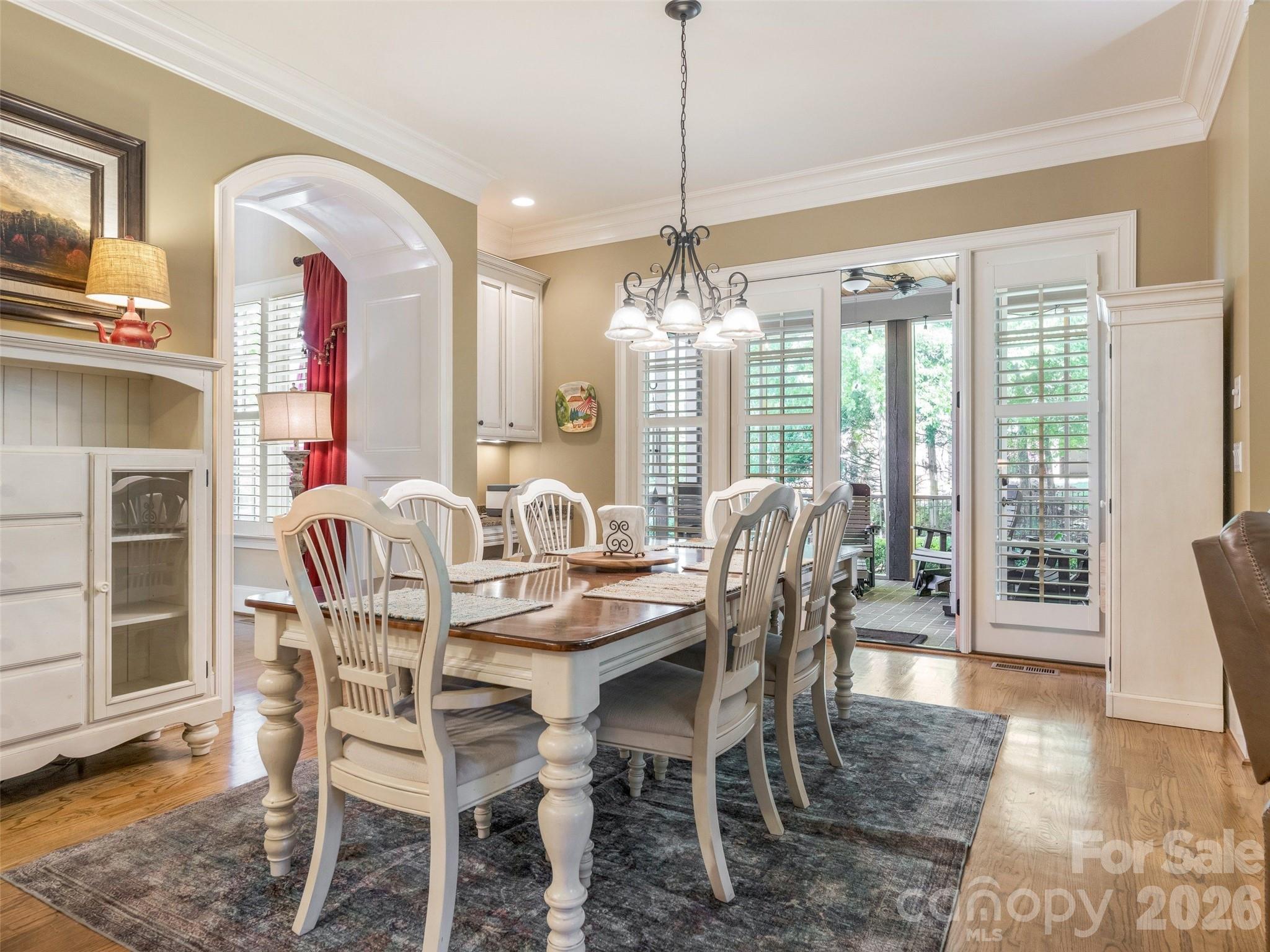 2130 Garden View Lane — Matthews