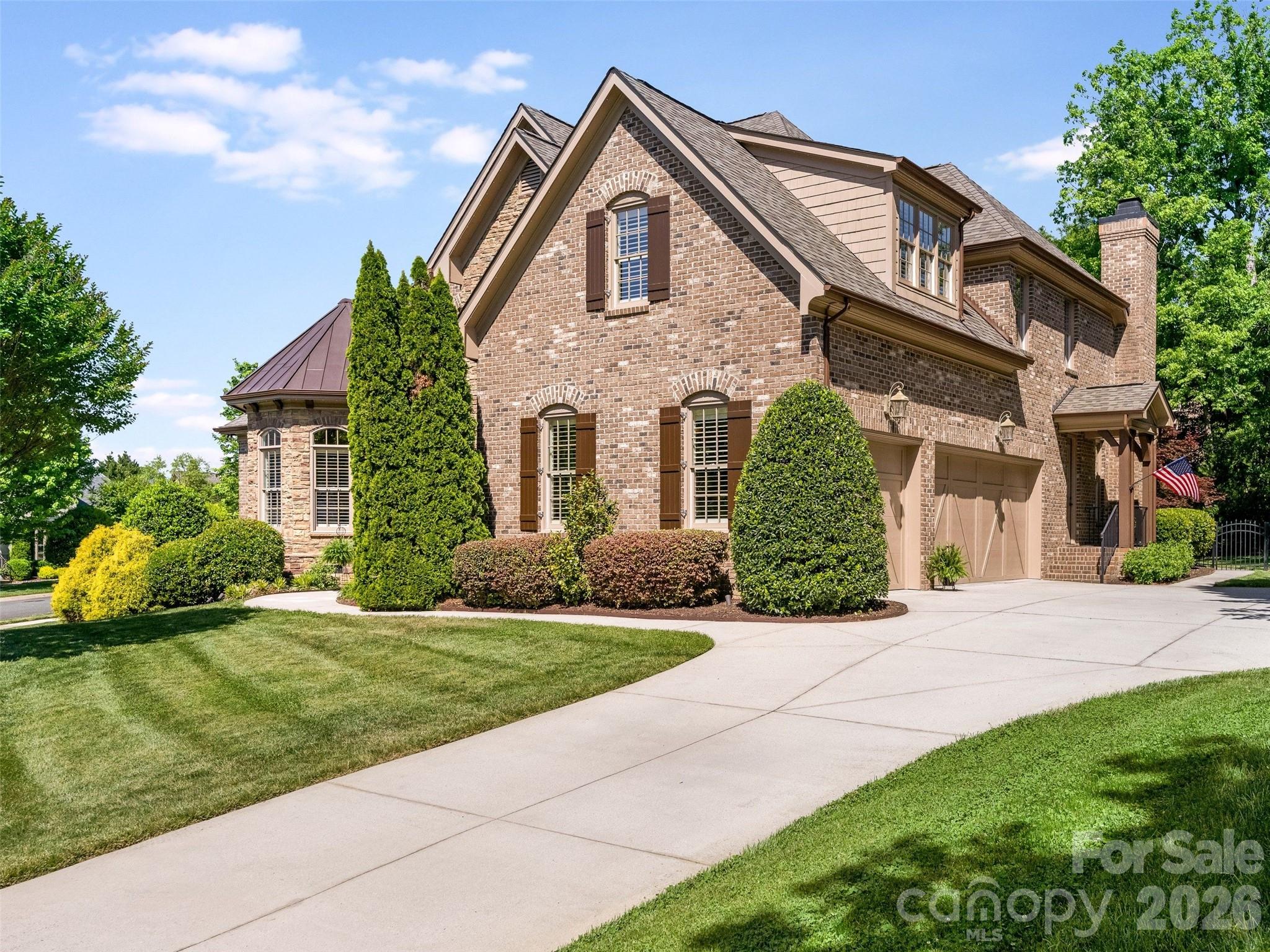 2130 Garden View Lane — Matthews