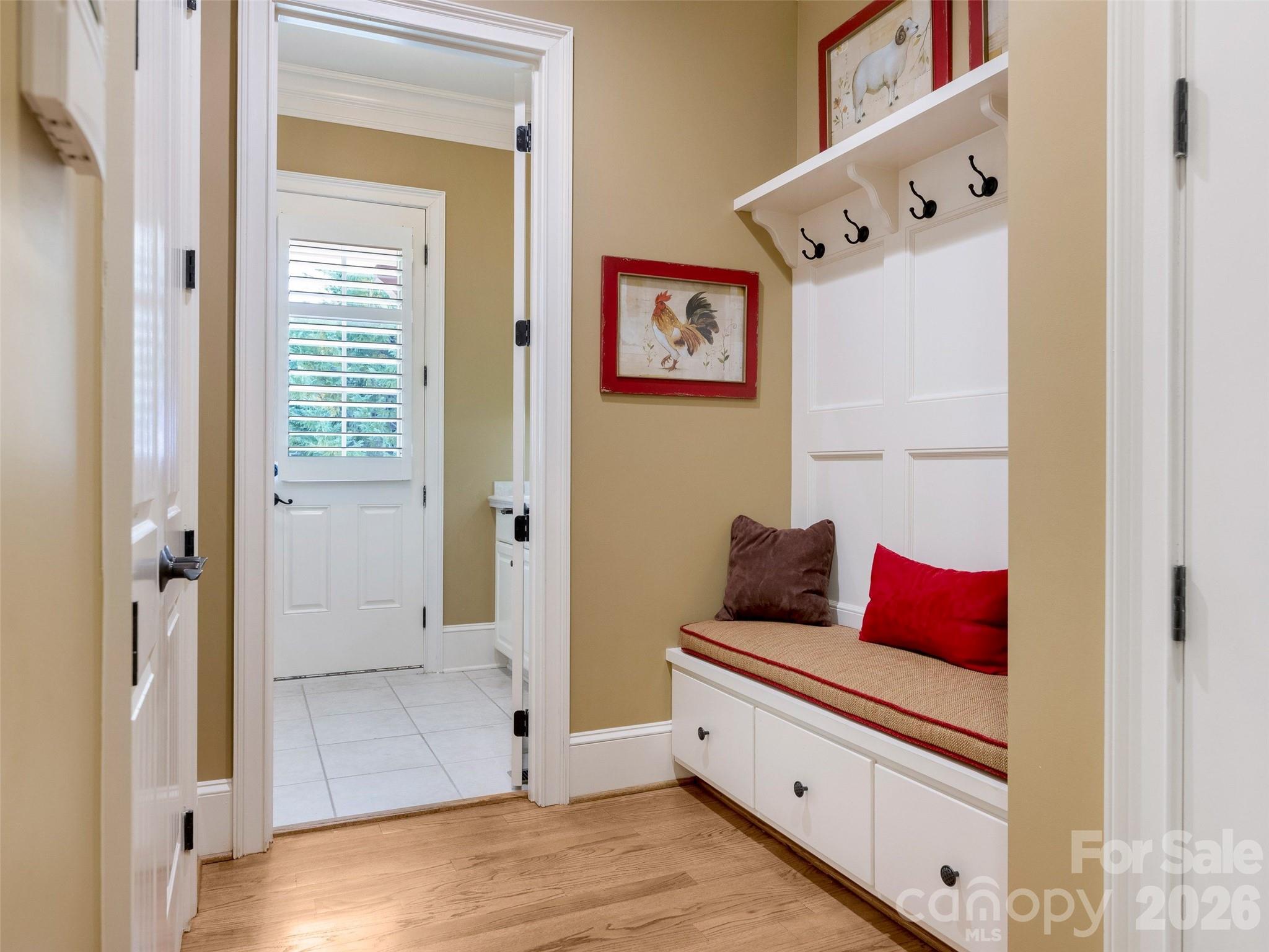 2130 Garden View Lane — Matthews