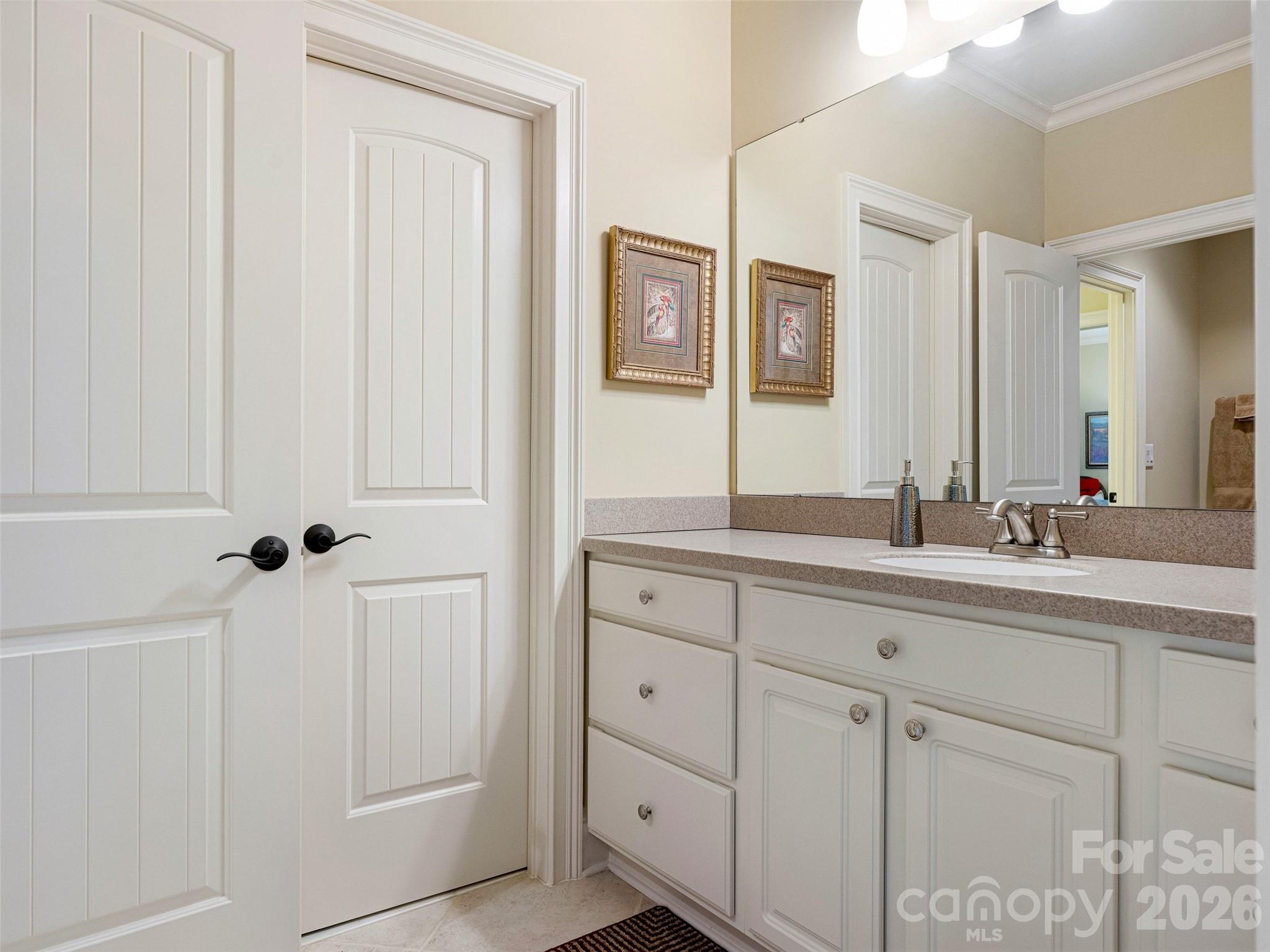 2130 Garden View Lane — Matthews