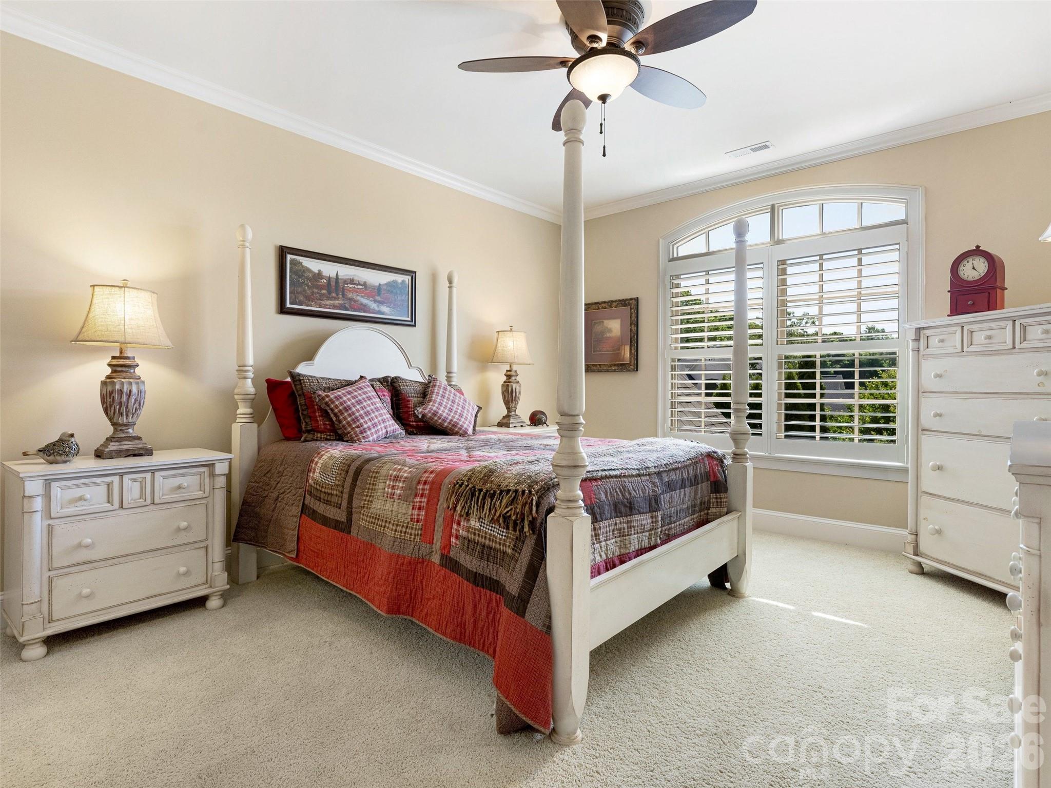 2130 Garden View Lane — Matthews