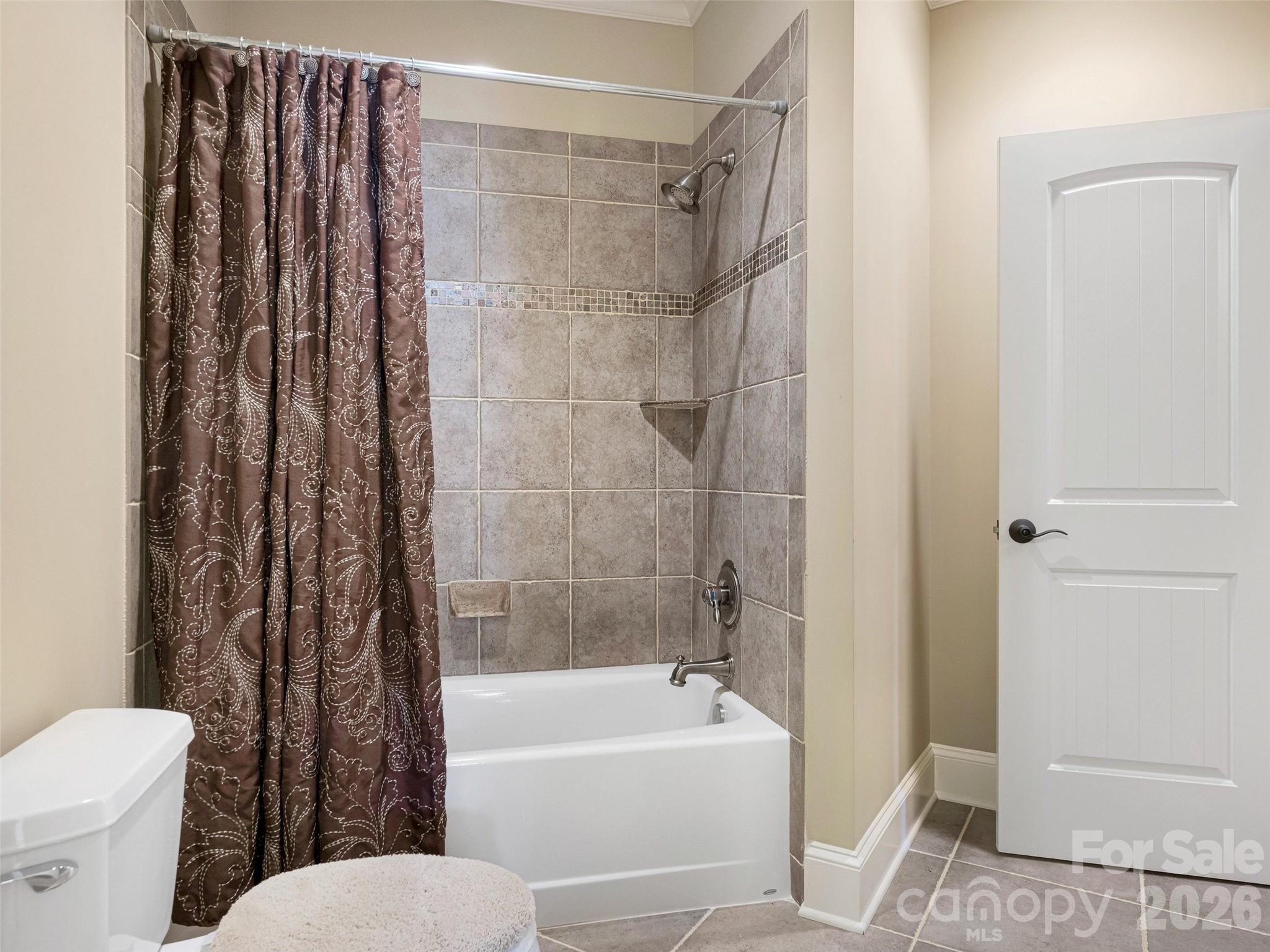 2130 Garden View Lane — Matthews