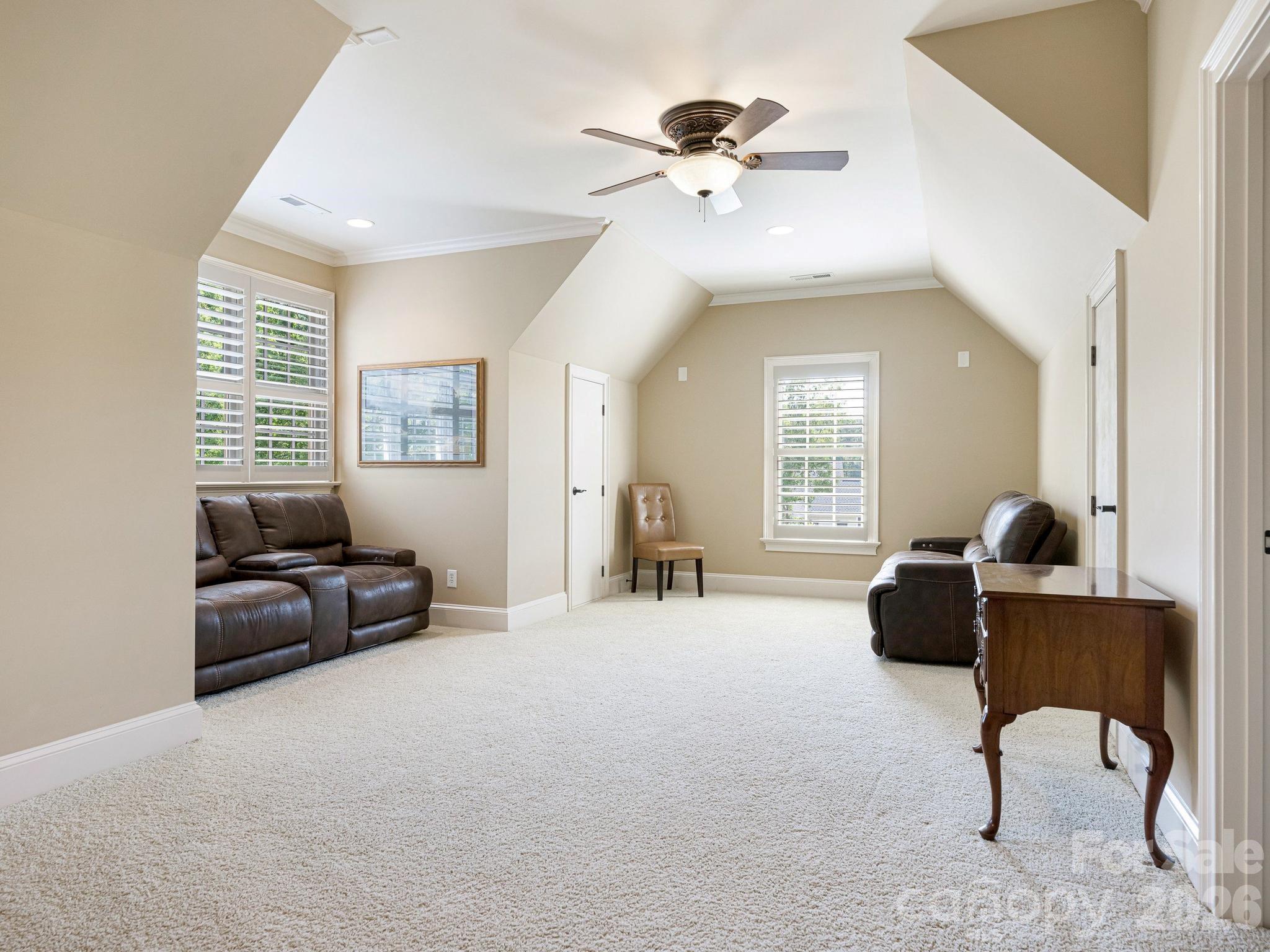 2130 Garden View Lane — Matthews