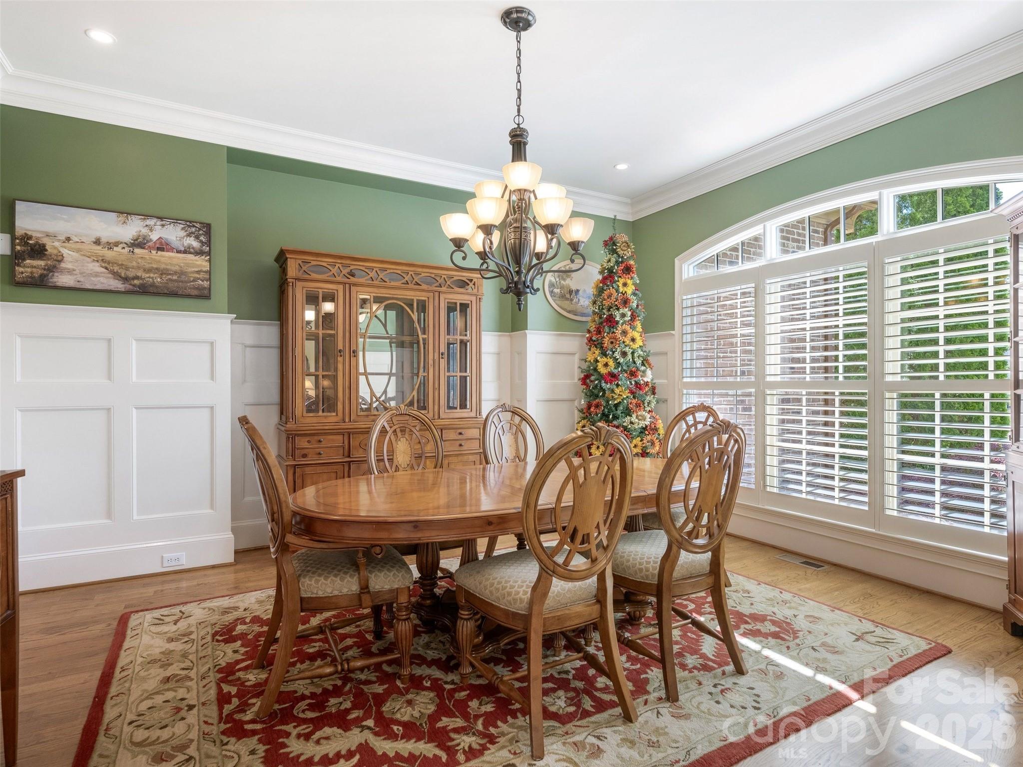 2130 Garden View Lane — Matthews