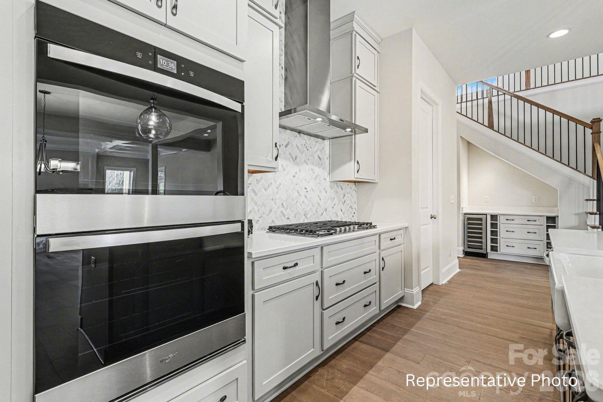 20392 Queens Street — Cornelius