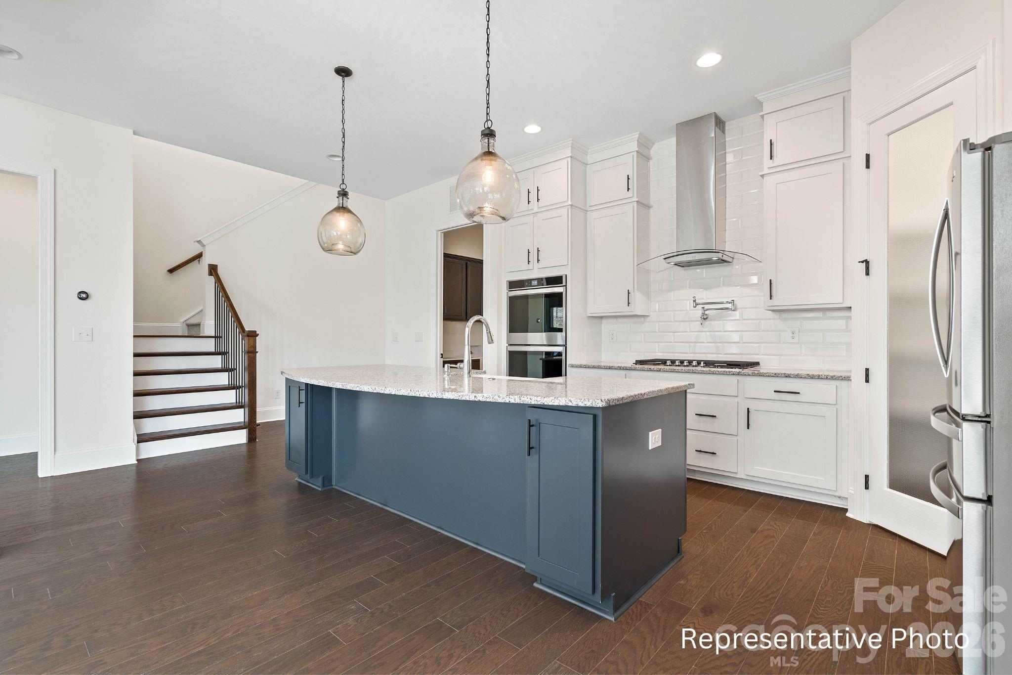 20392 Queens Street — Cornelius