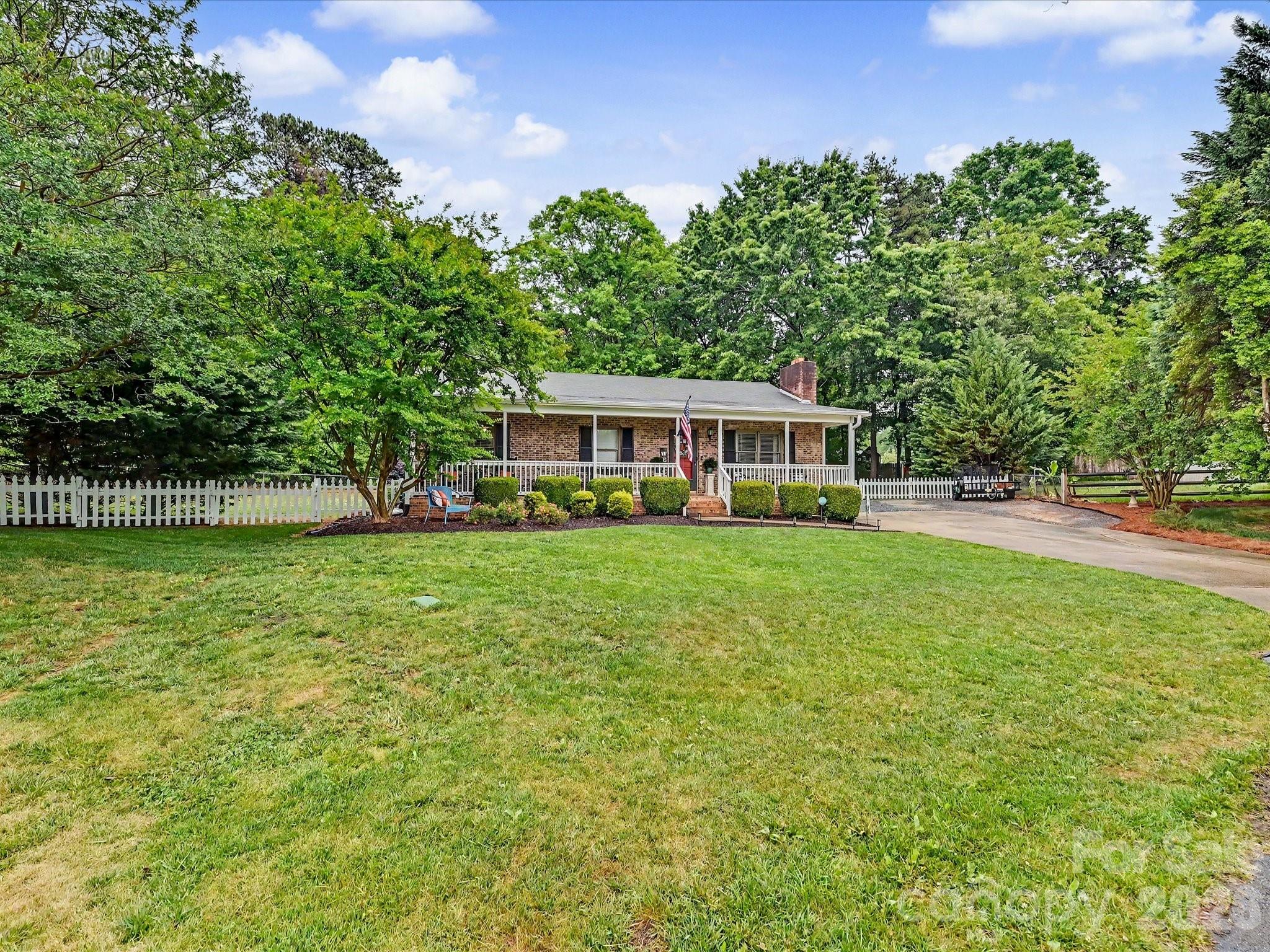 2334 Firmin Court — Gastonia