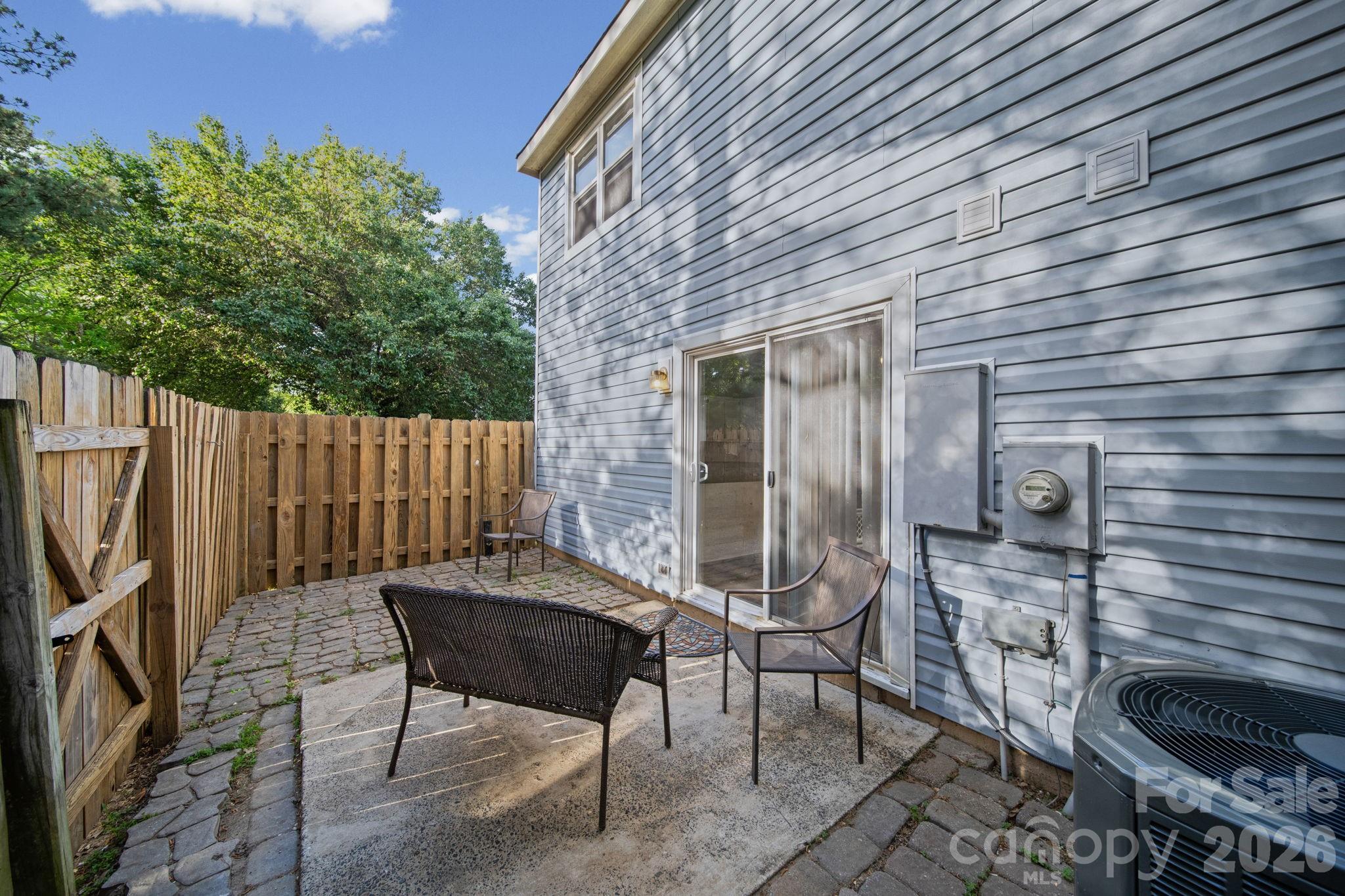 3609 Huyton Court — Charlotte