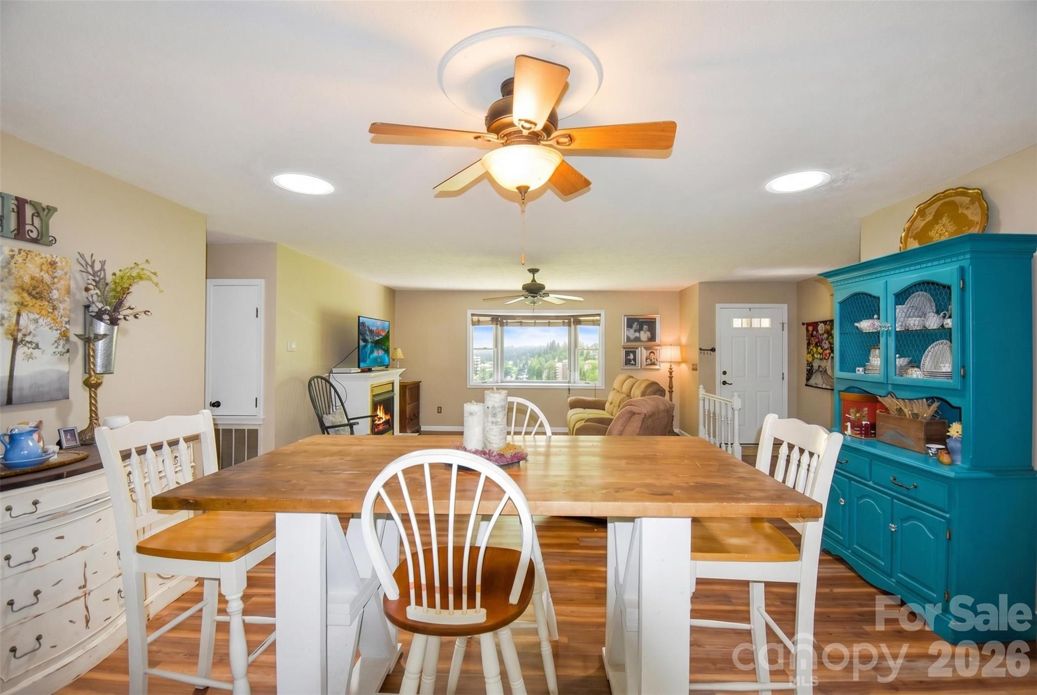 14 N Willow Wood Trail — Hendersonville