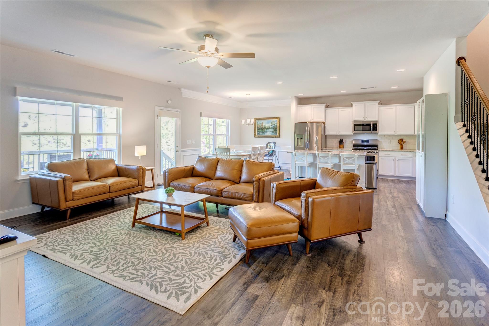 11728 Glenwood Drive — Locust