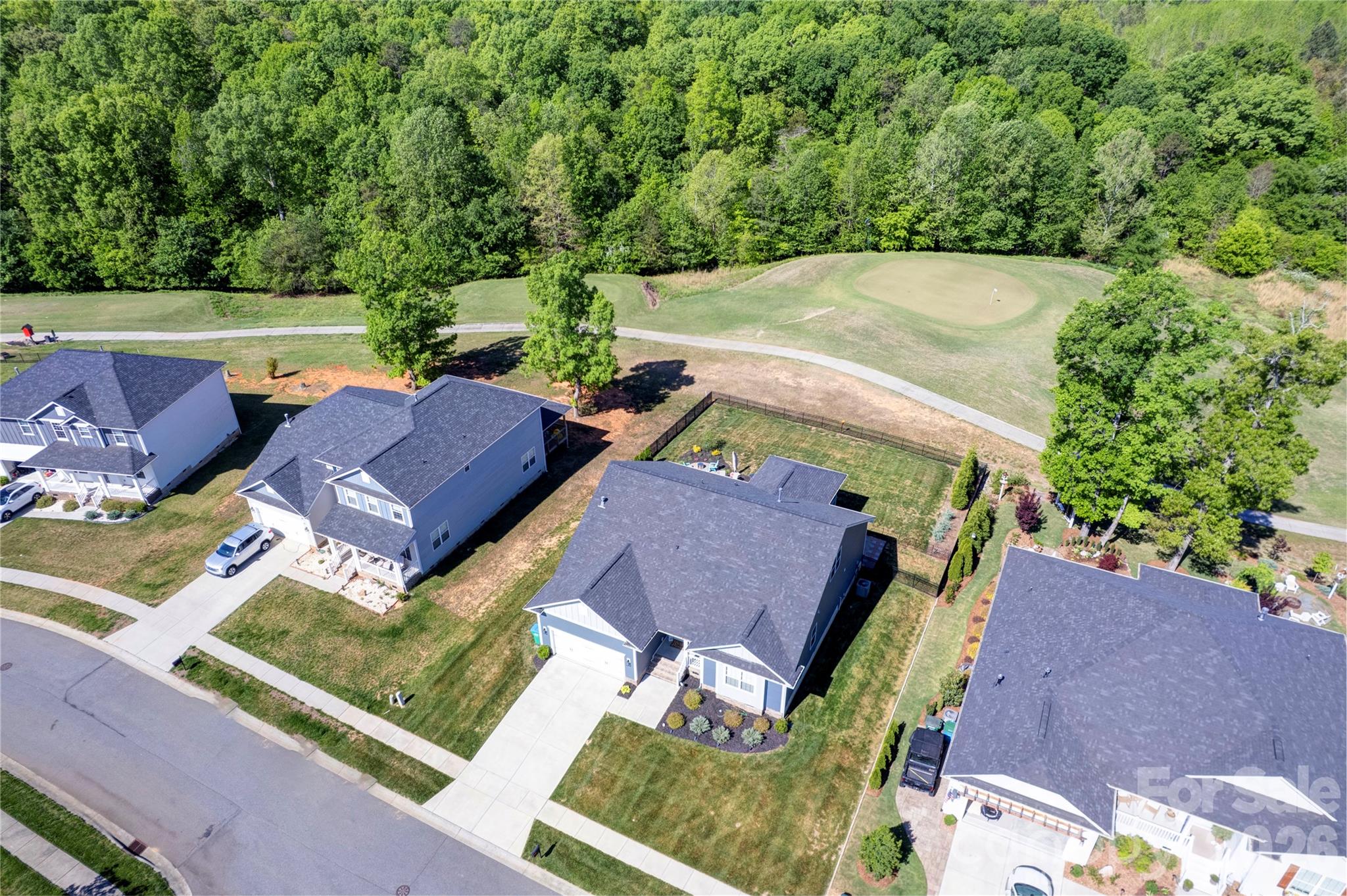 11728 Glenwood Drive — Locust