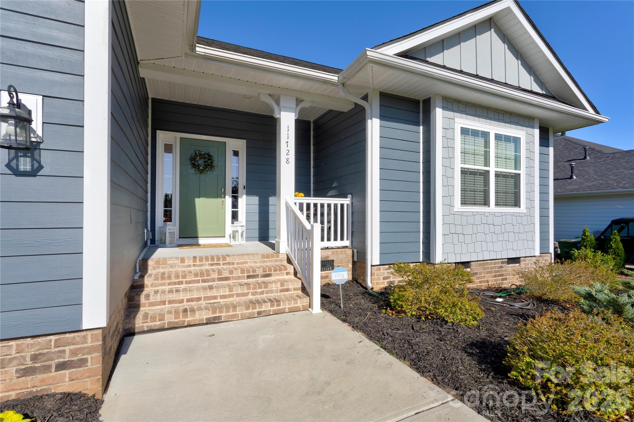 11728 Glenwood Drive — Locust