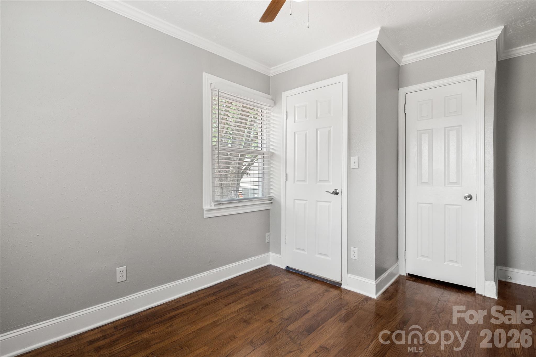 2123 Pinedell Avenue — Monroe