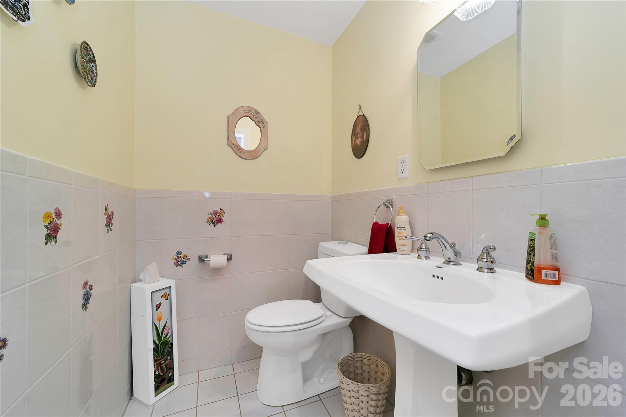 229 Hubbard Hollow Road — Rosman