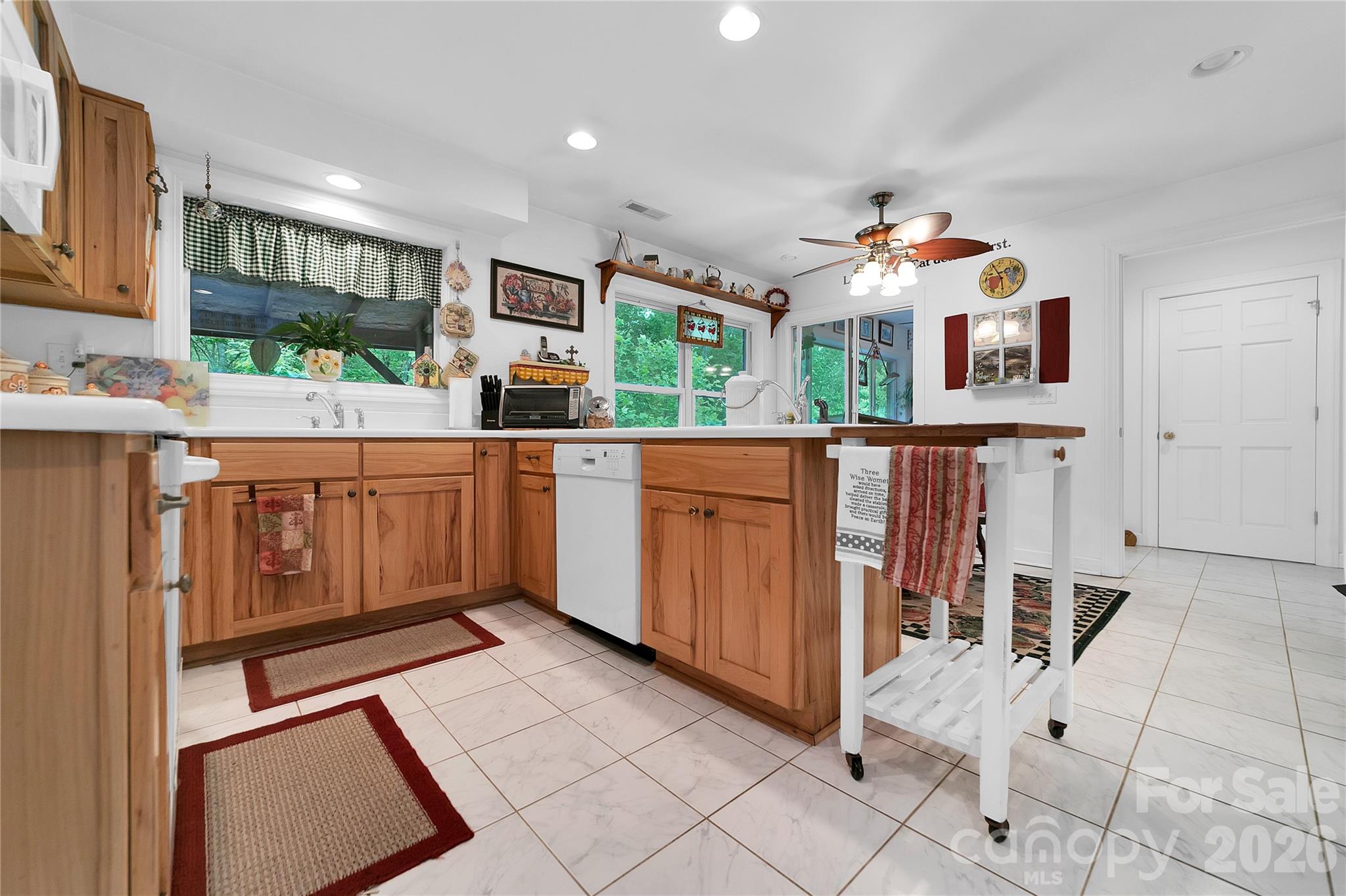 229 Hubbard Hollow Road — Rosman