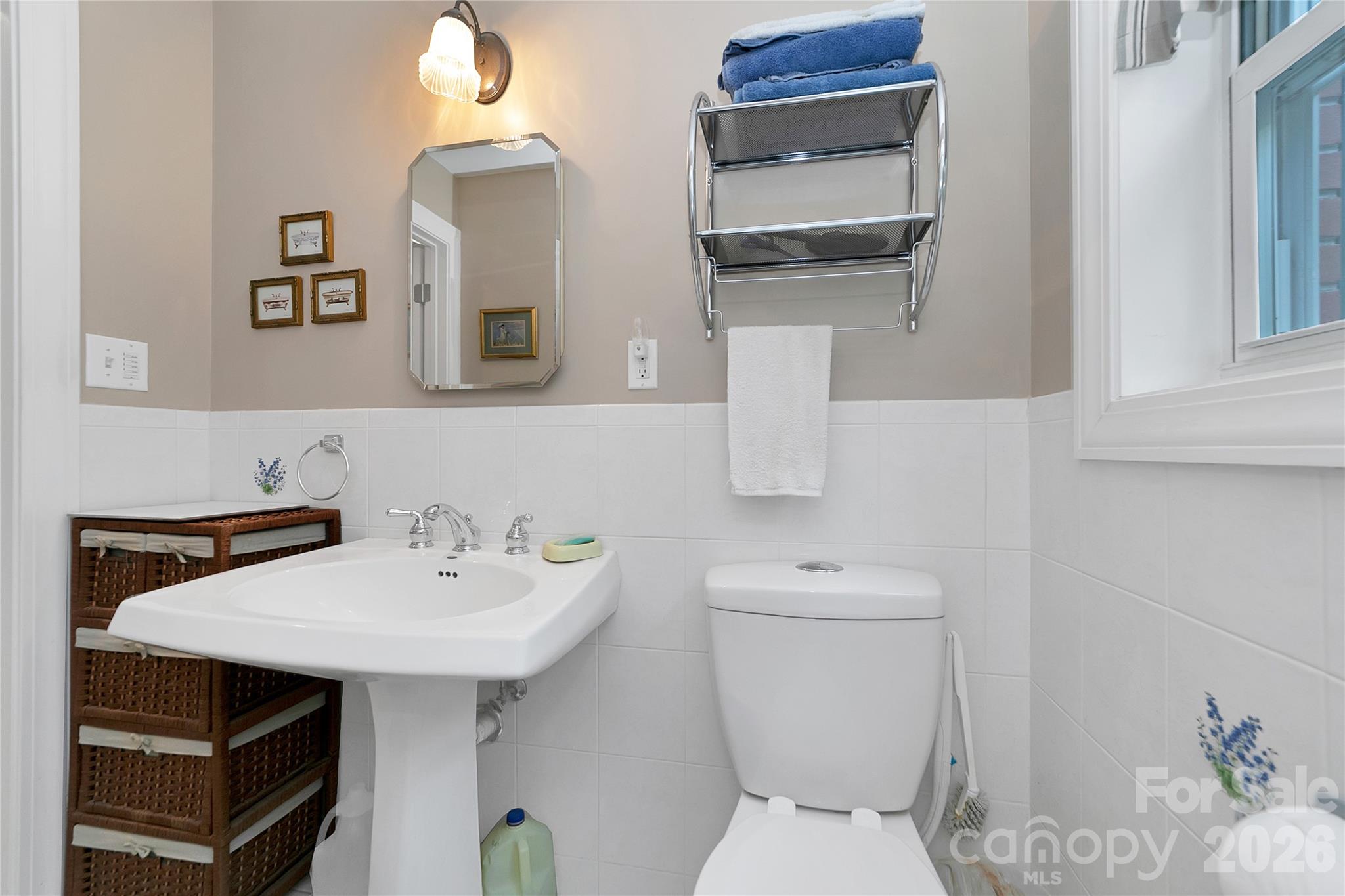 229 Hubbard Hollow Road — Rosman