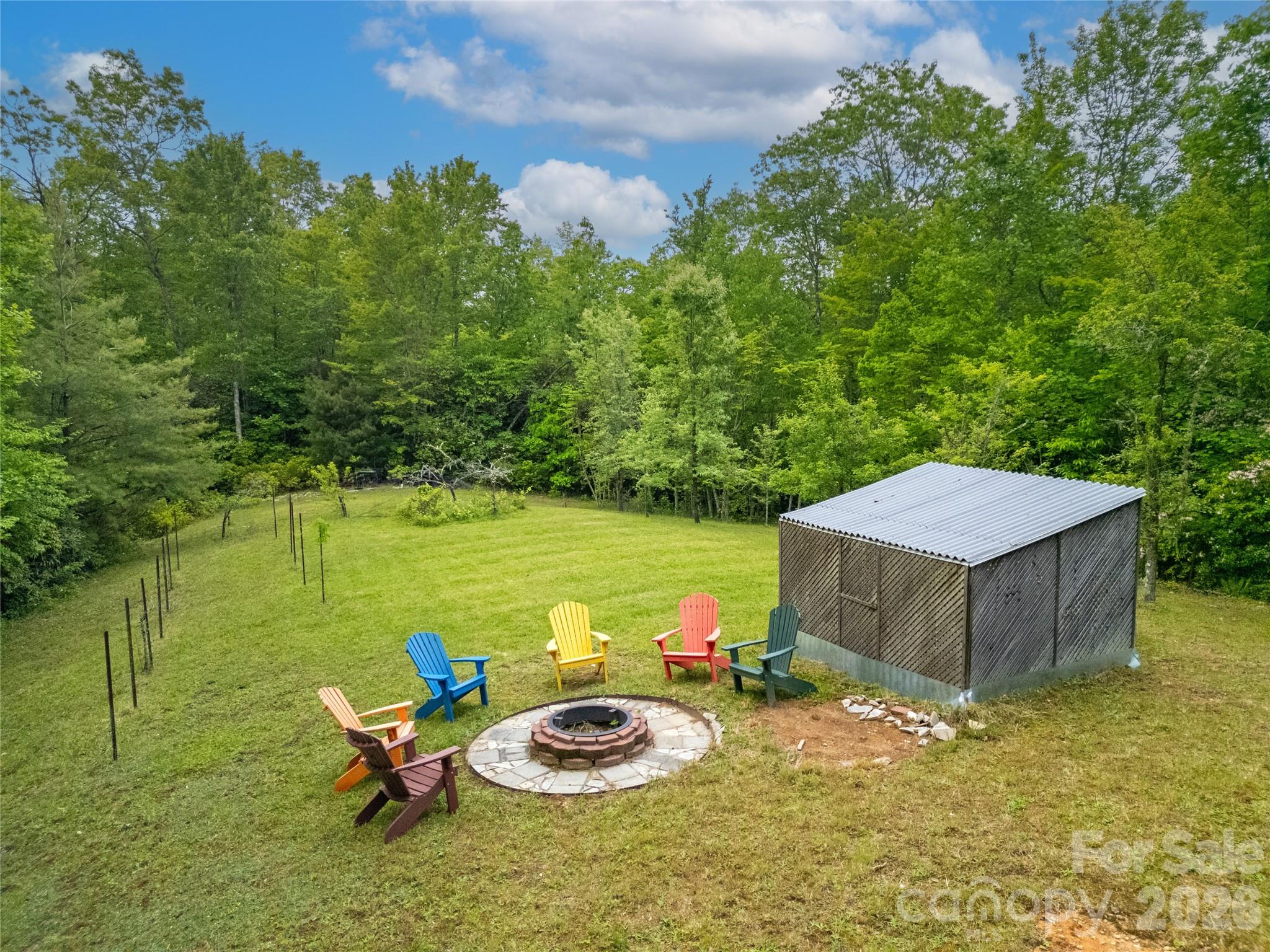 229 Hubbard Hollow Road — Rosman