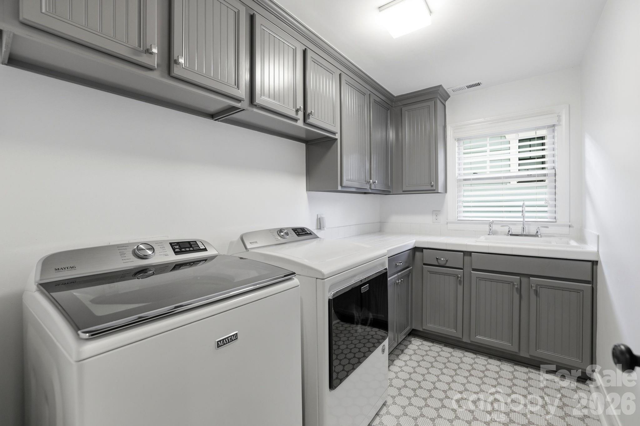 2927 Somerset Drive — Charlotte