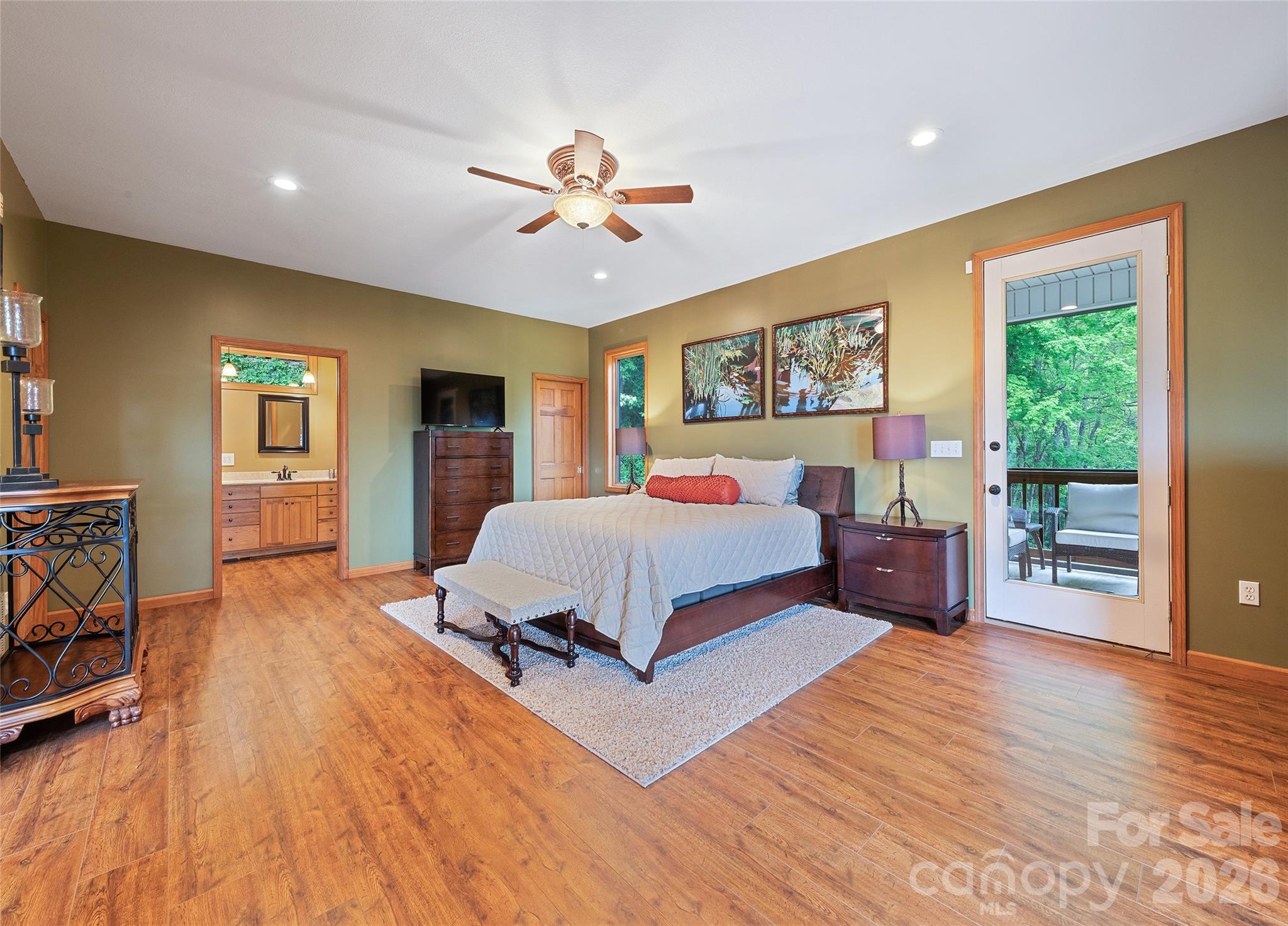 72 Tadpole Lane — Waynesville