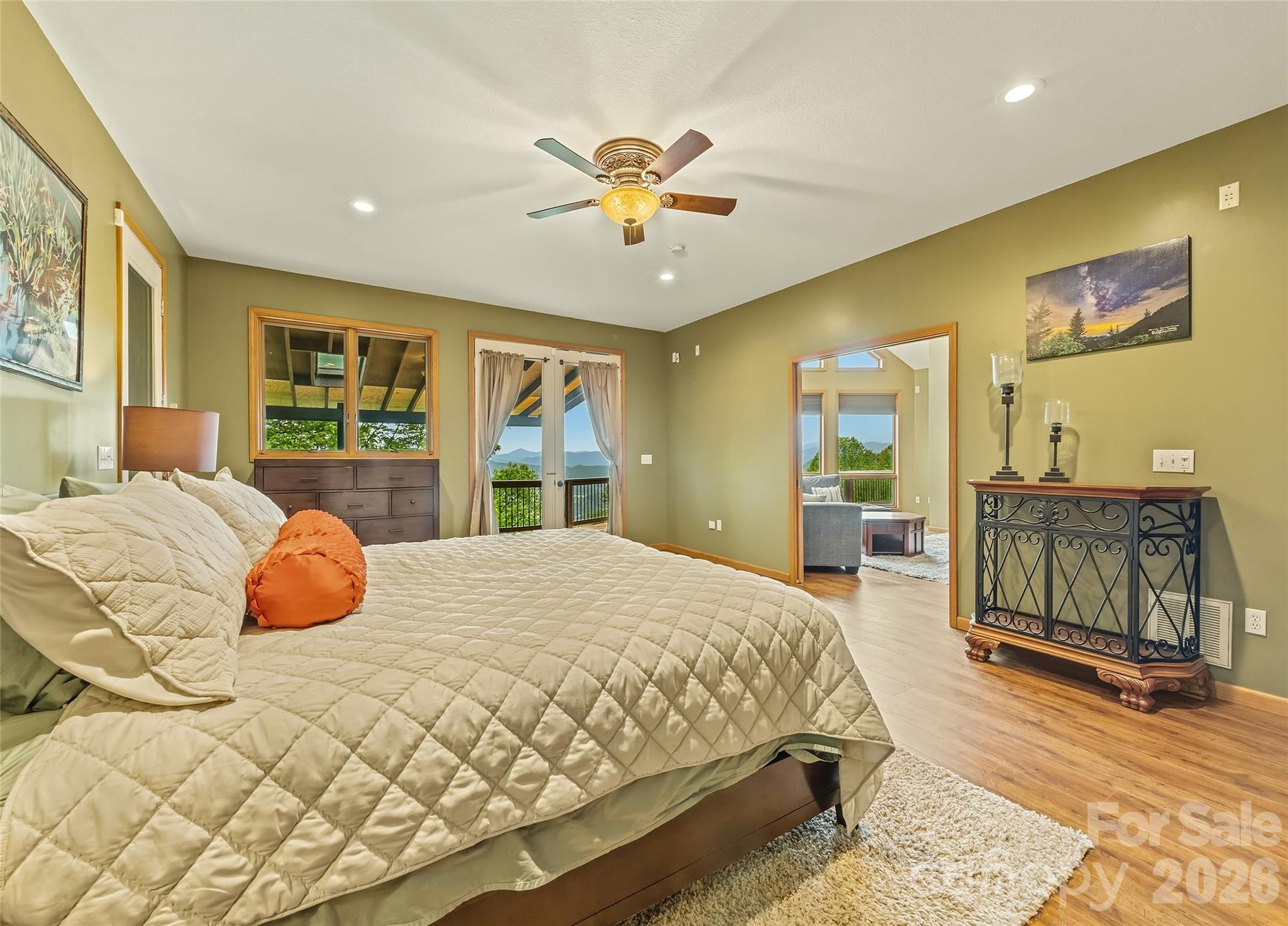 72 Tadpole Lane — Waynesville