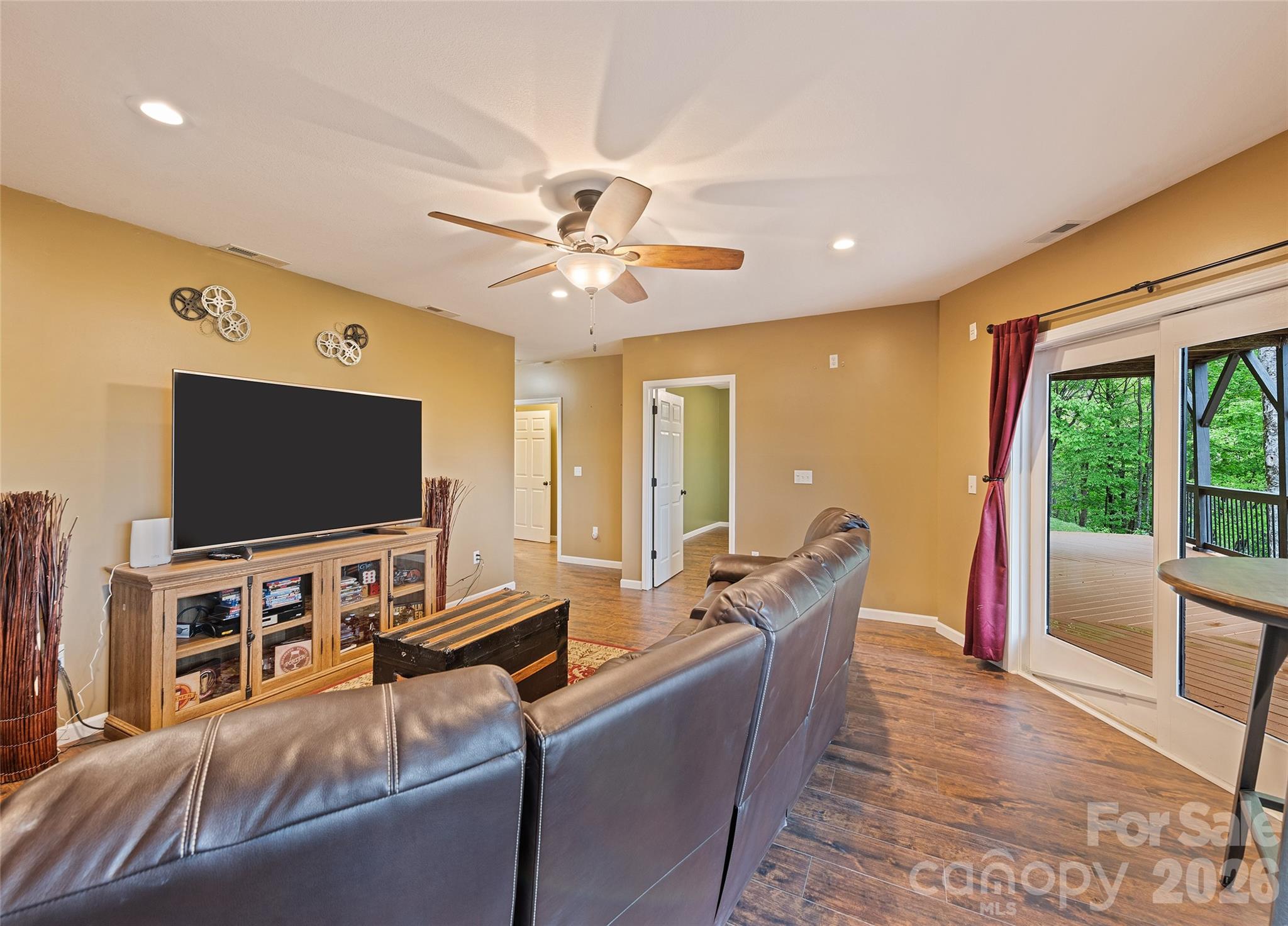72 Tadpole Lane — Waynesville
