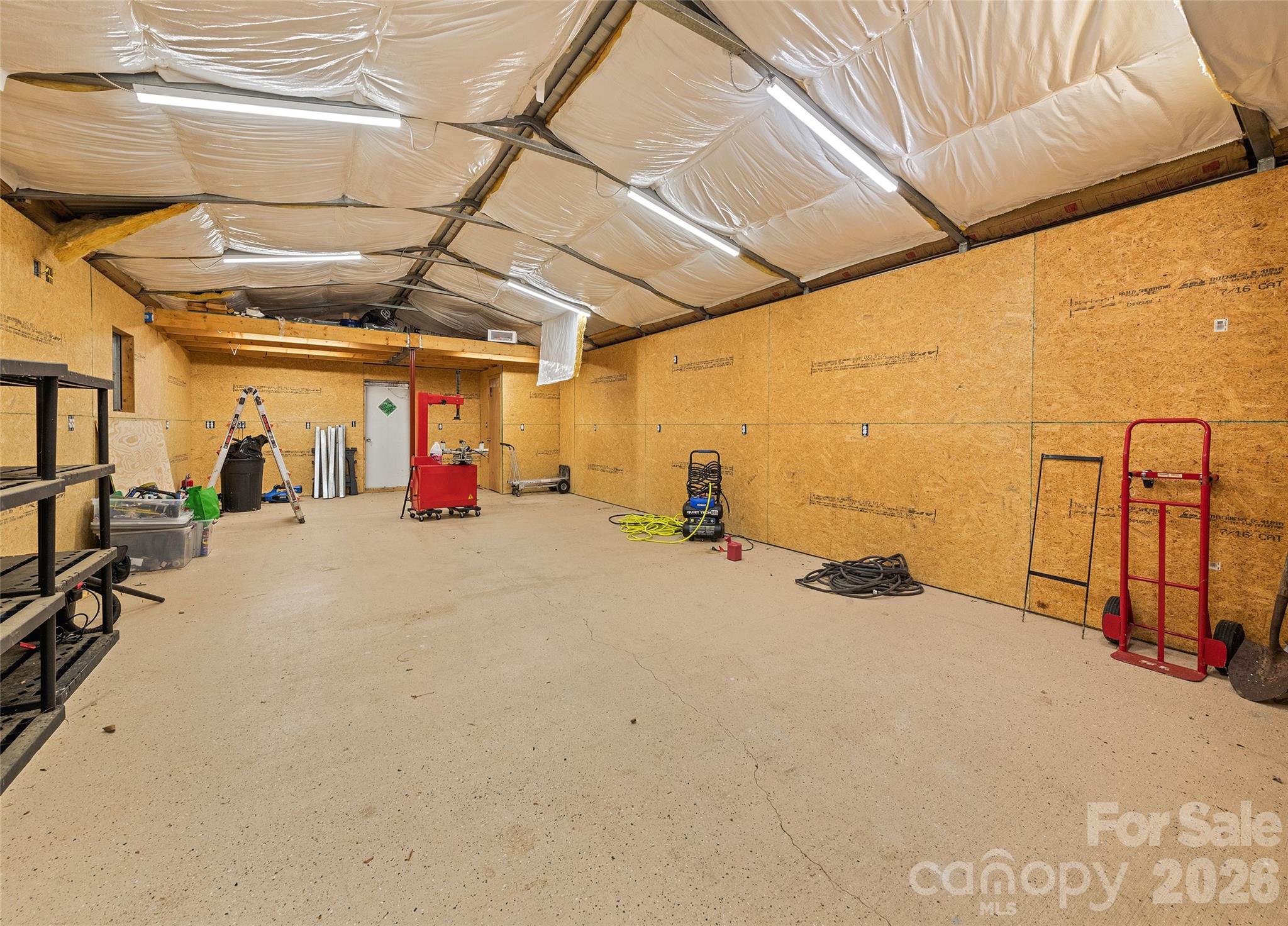 72 Tadpole Lane — Waynesville