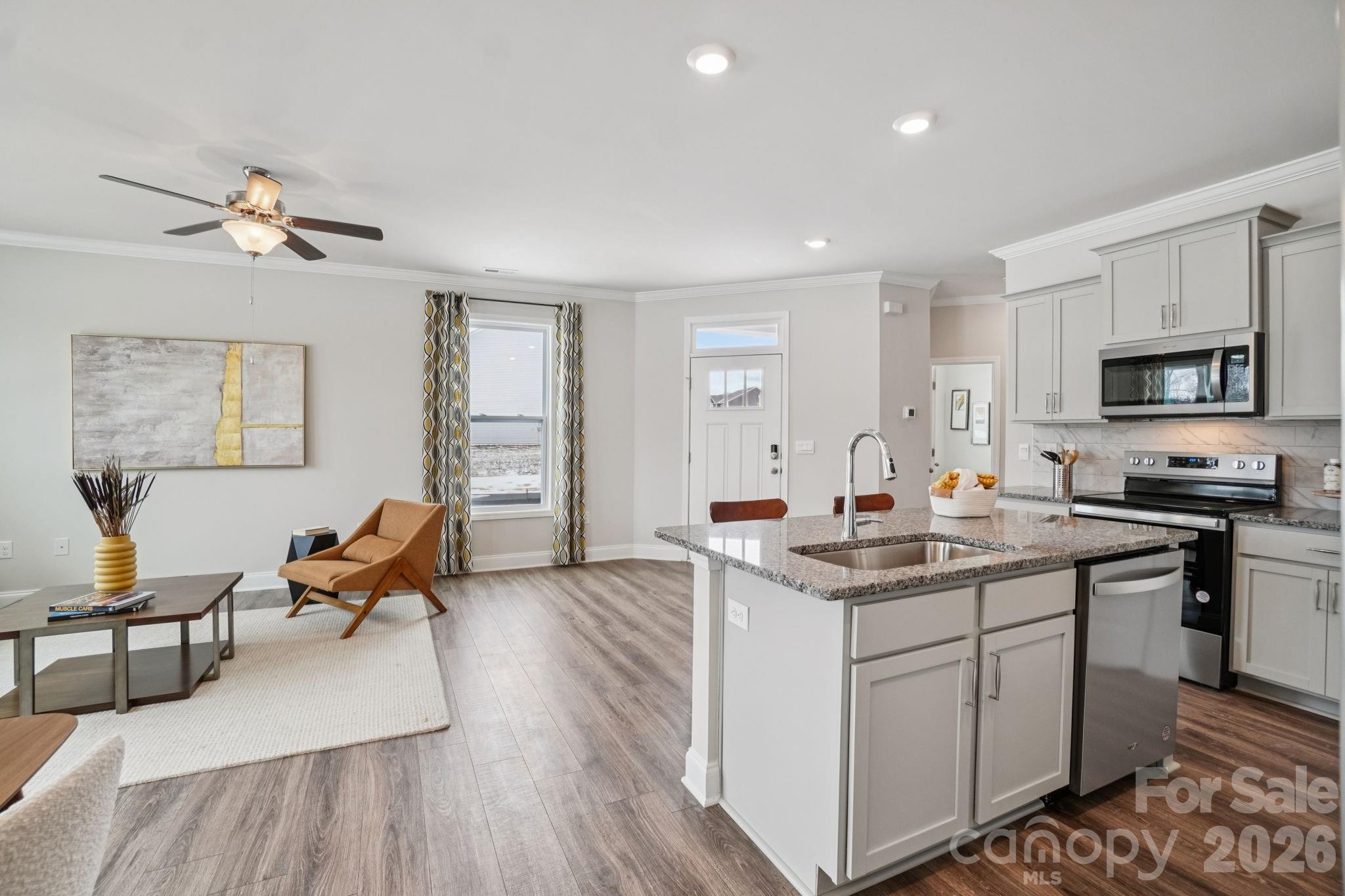 372 Creekview Road — Hendersonville