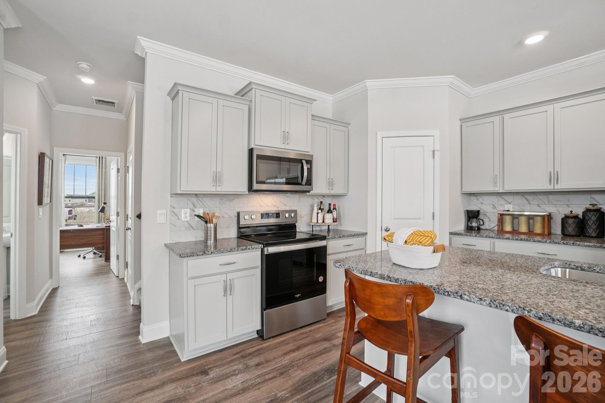 372 Creekview Road — Hendersonville