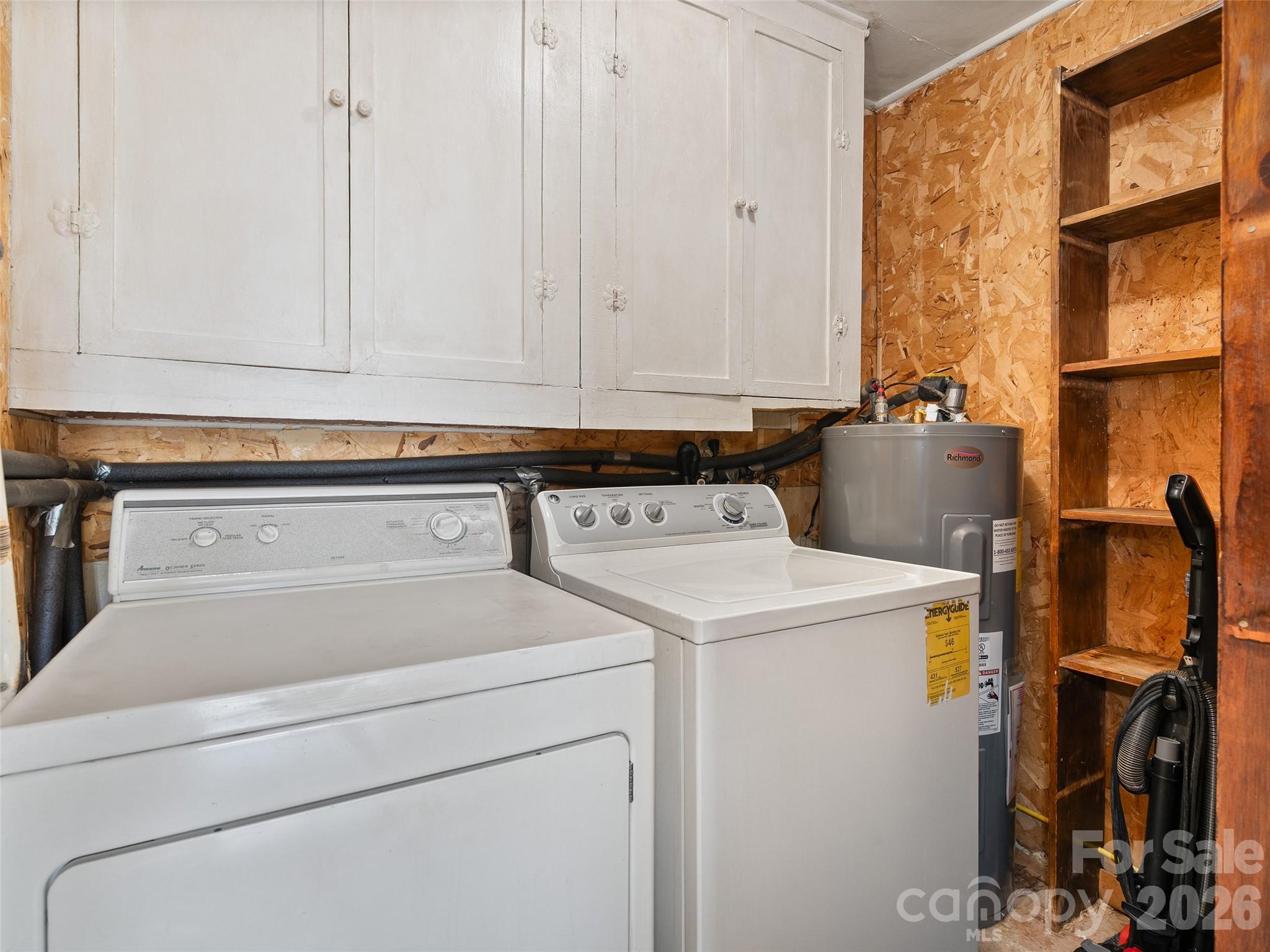 17 W Farley Street — Waynesville
