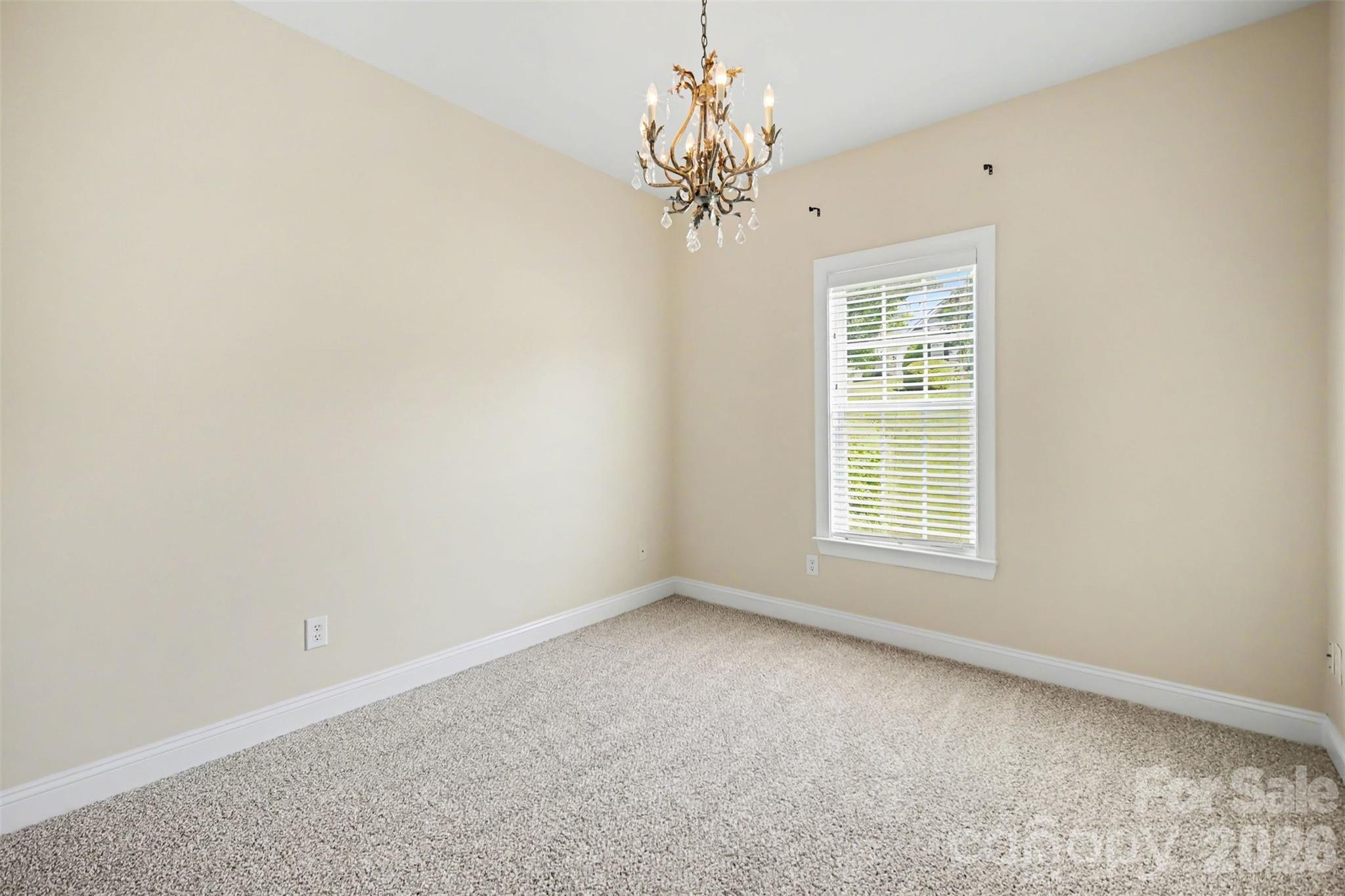 7999 Worth Way — Denver