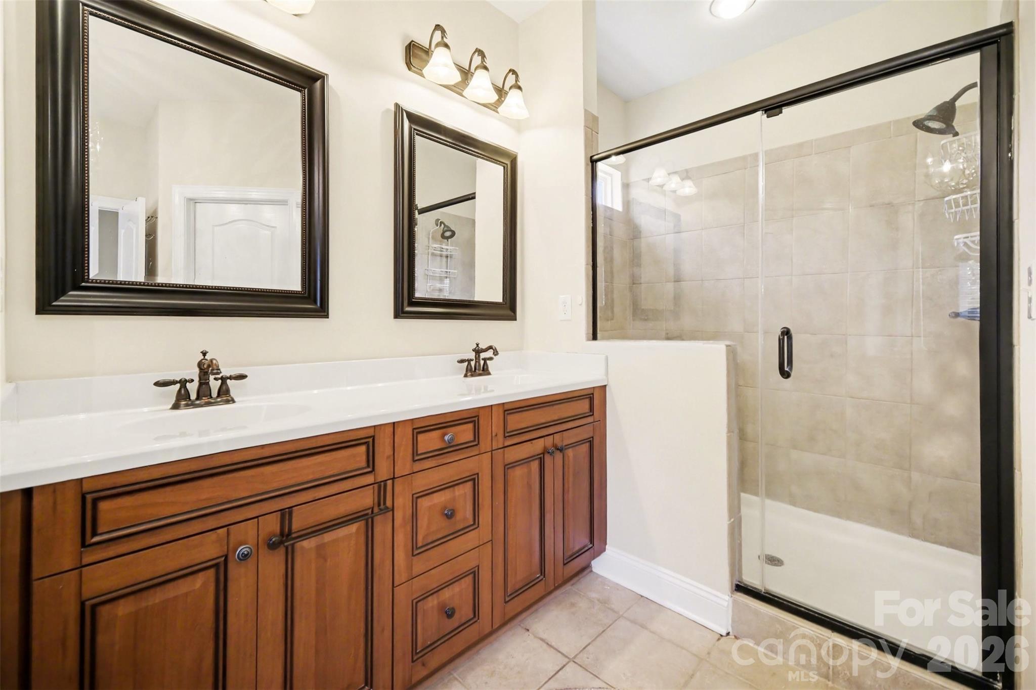 7999 Worth Way — Denver