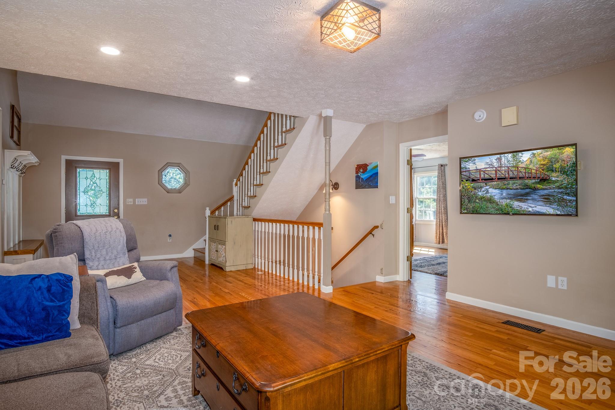 17 Squires Lane — Candler