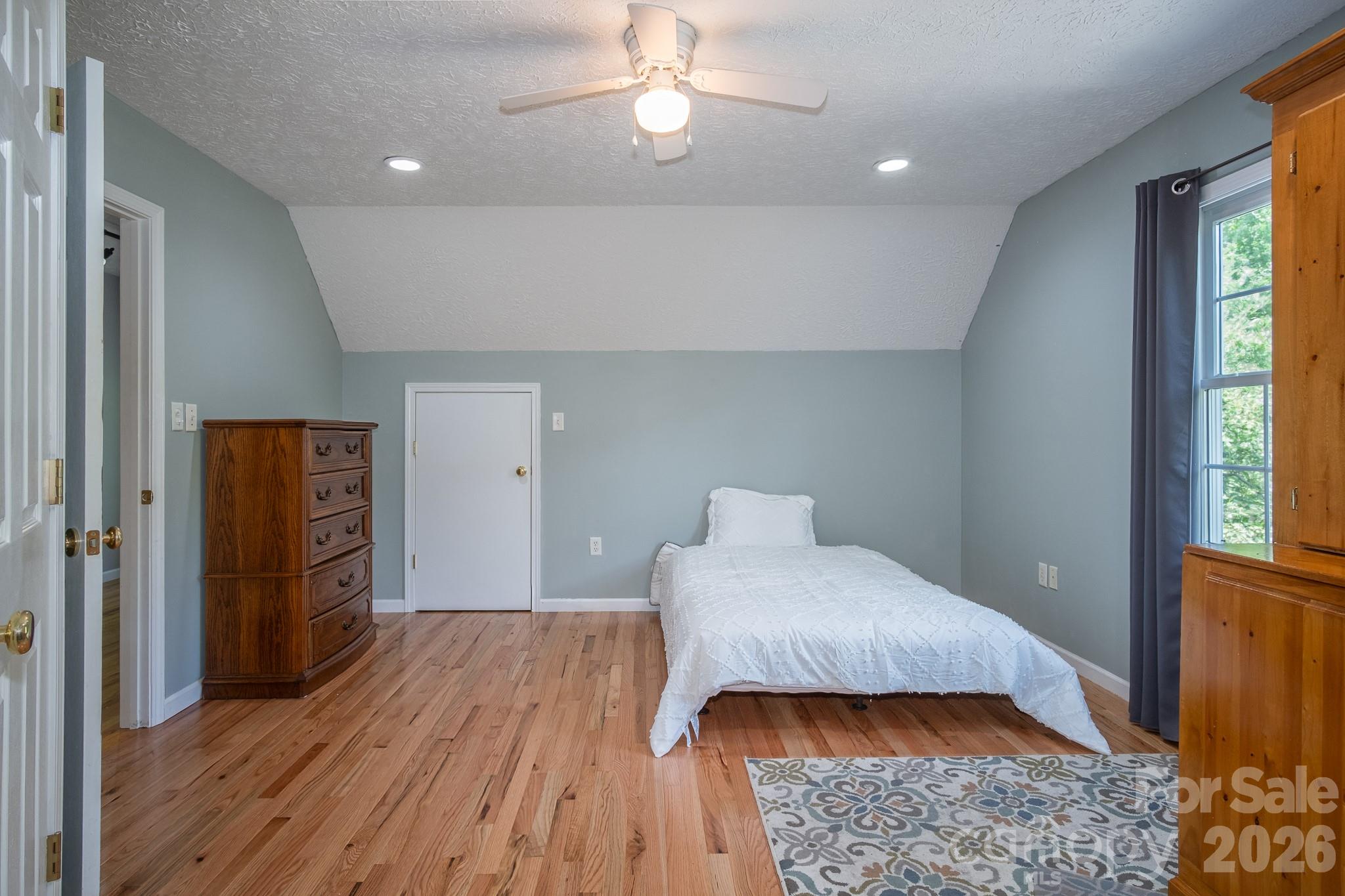 17 Squires Lane — Candler